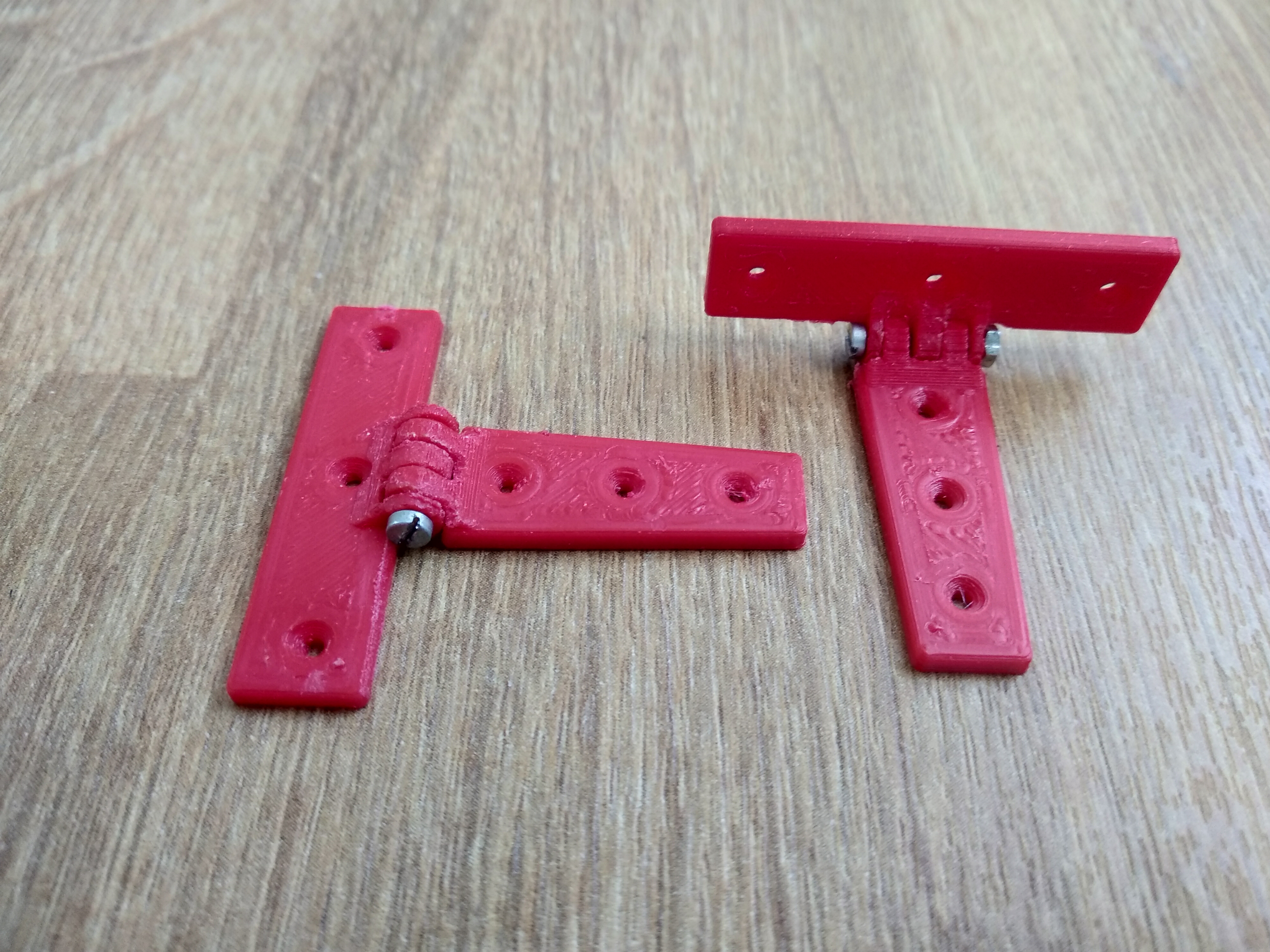 T-Hinge