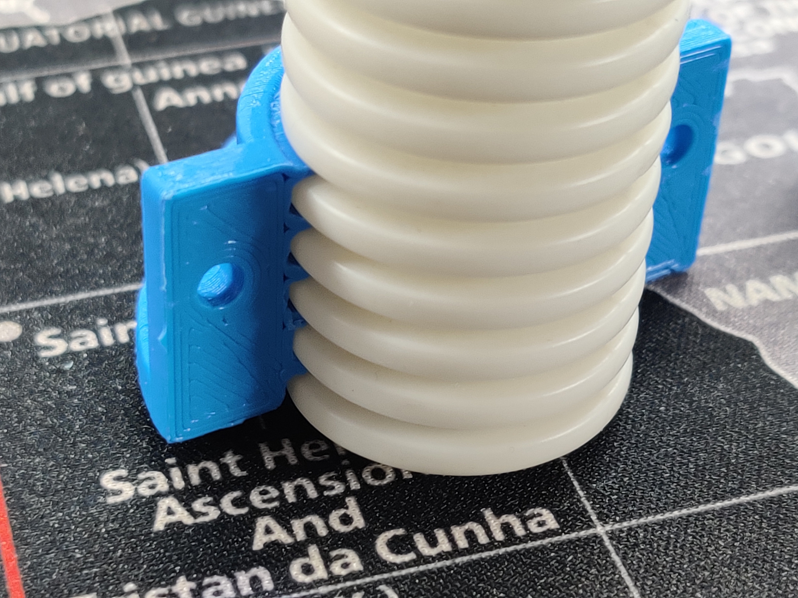 Corrugated tube clamp - photo 3
