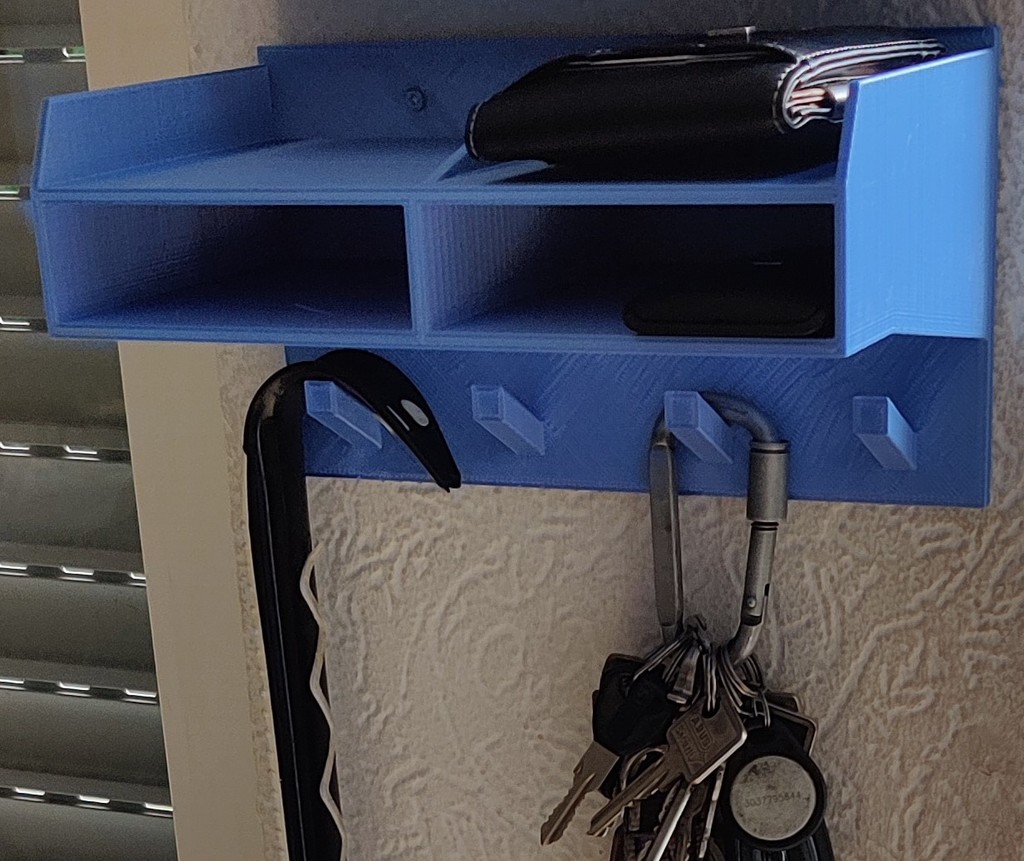 wallet shelf with key hangers - photo 2