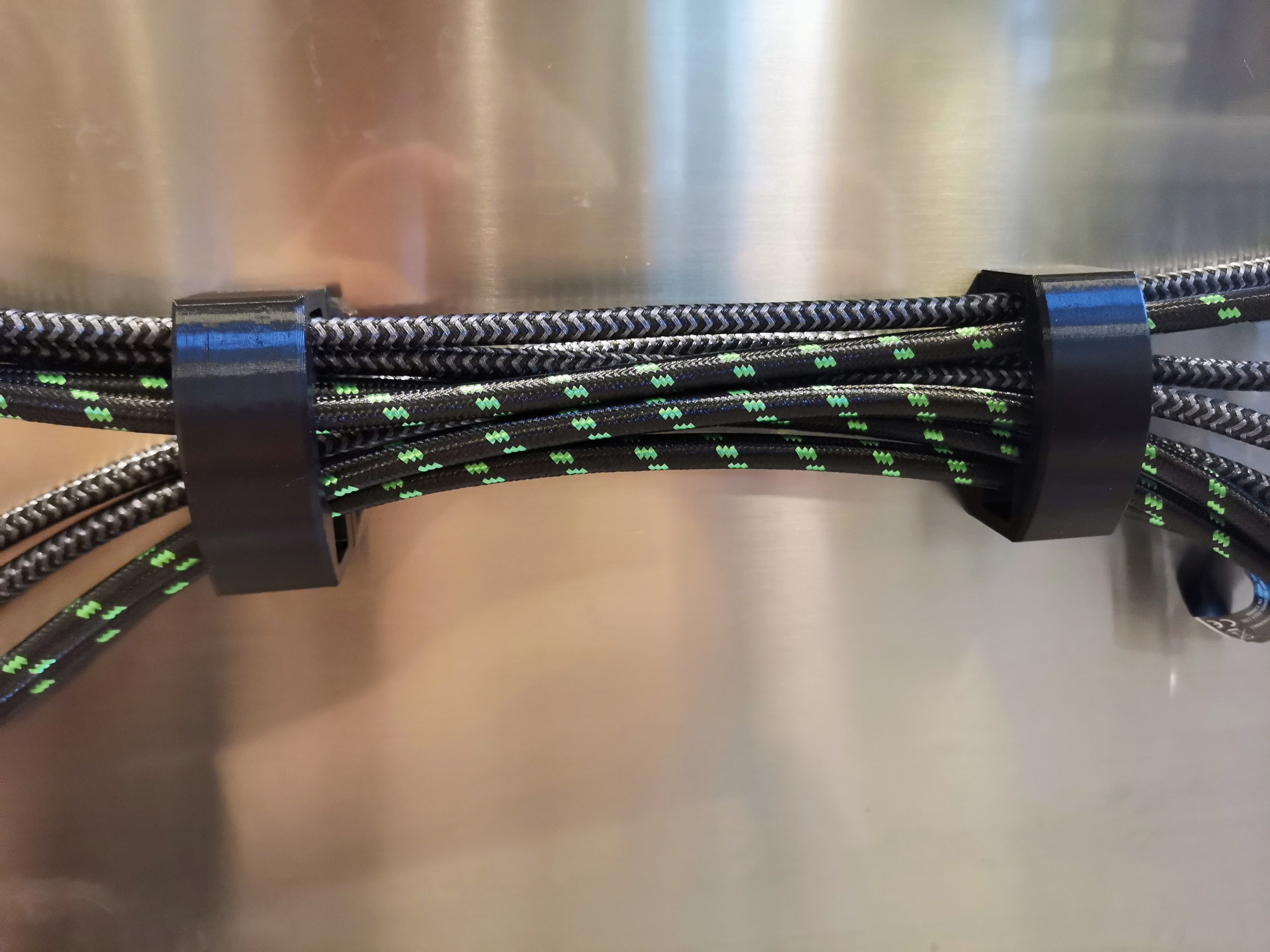 LTT Magnetic Cable Organizer - photo 3
