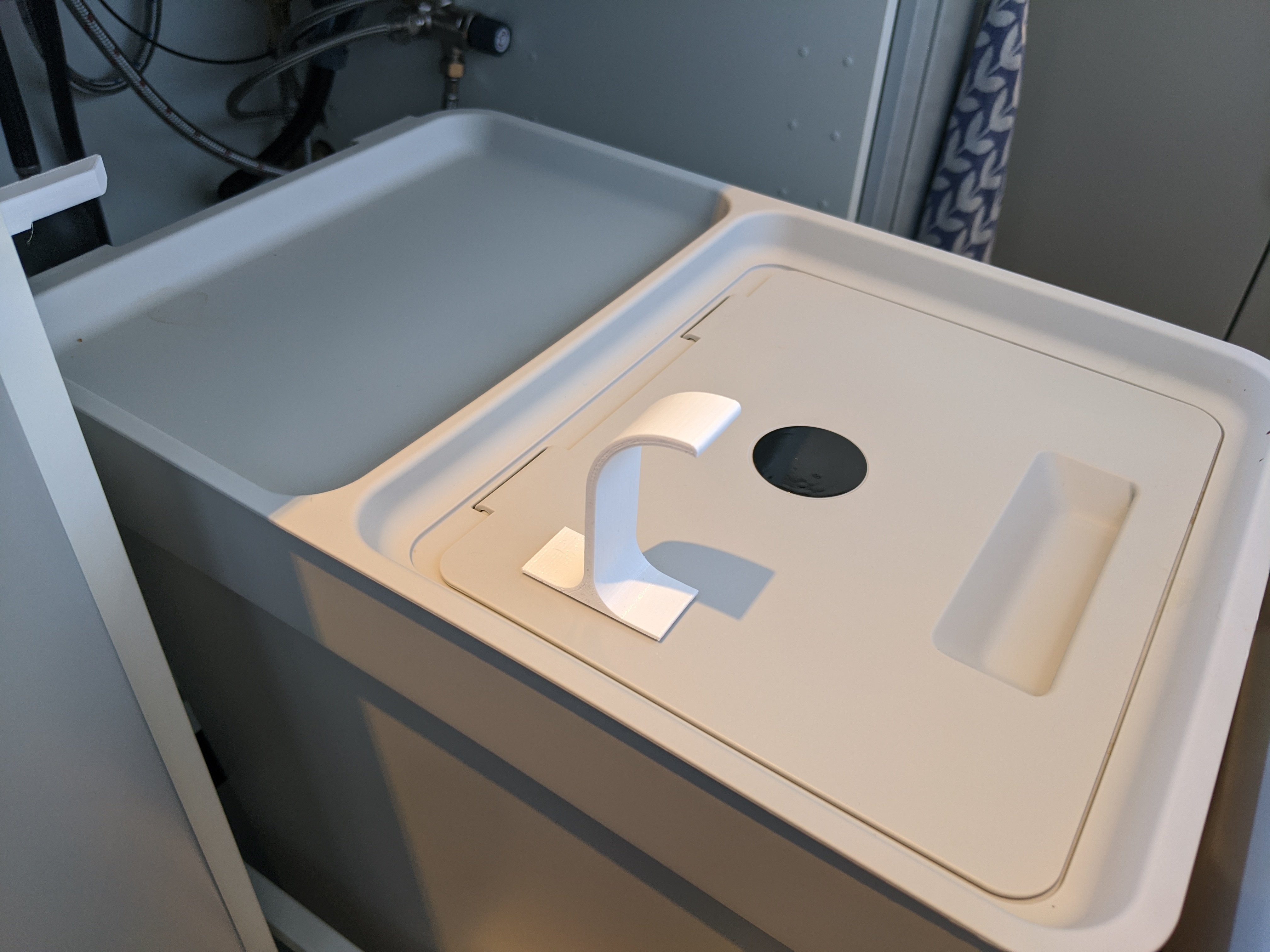 Automatic lid opener voor IKEA HÅLLBAR drawer bin. - photo 3