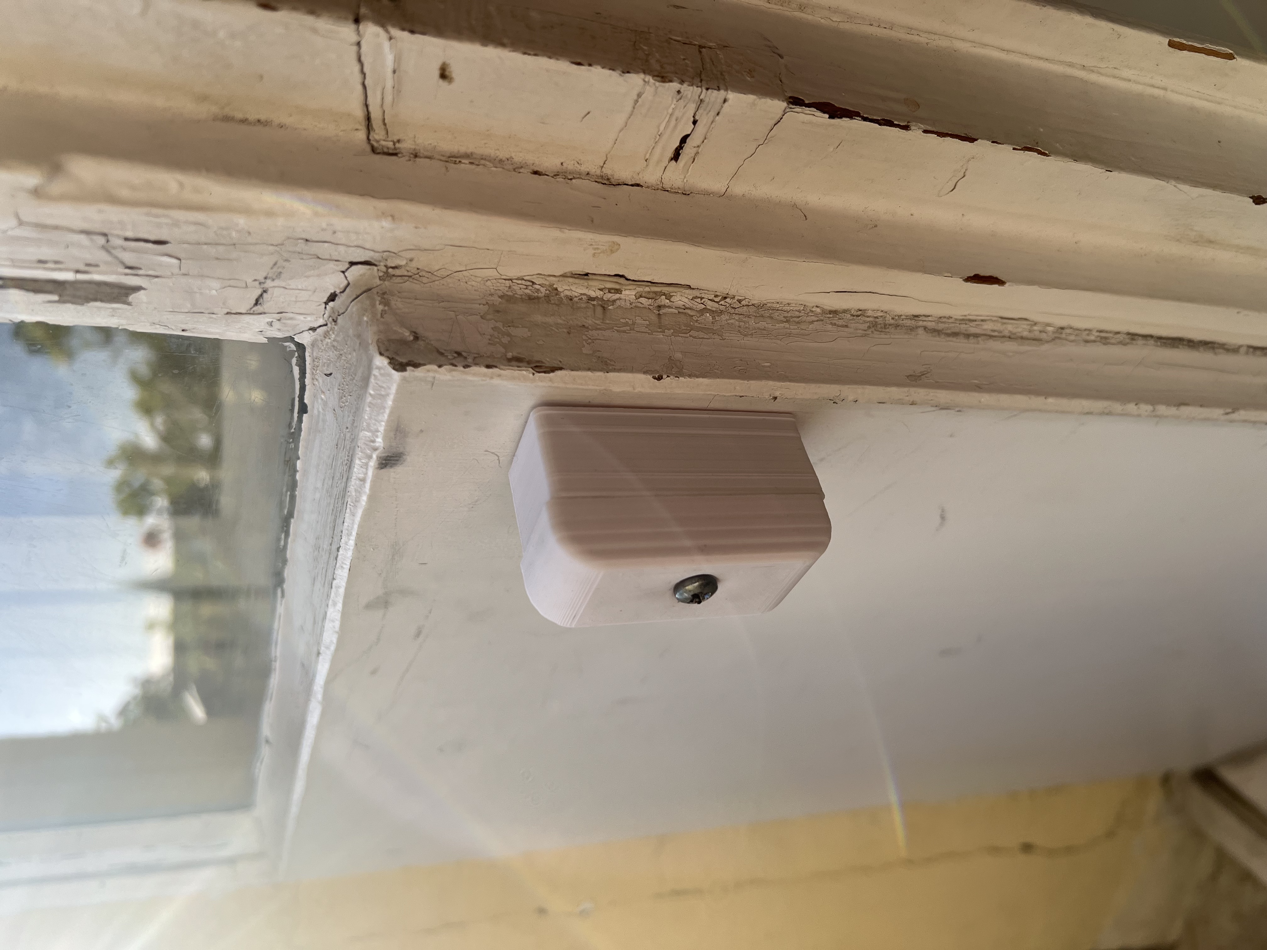 Simple balcony door latch - photo 2