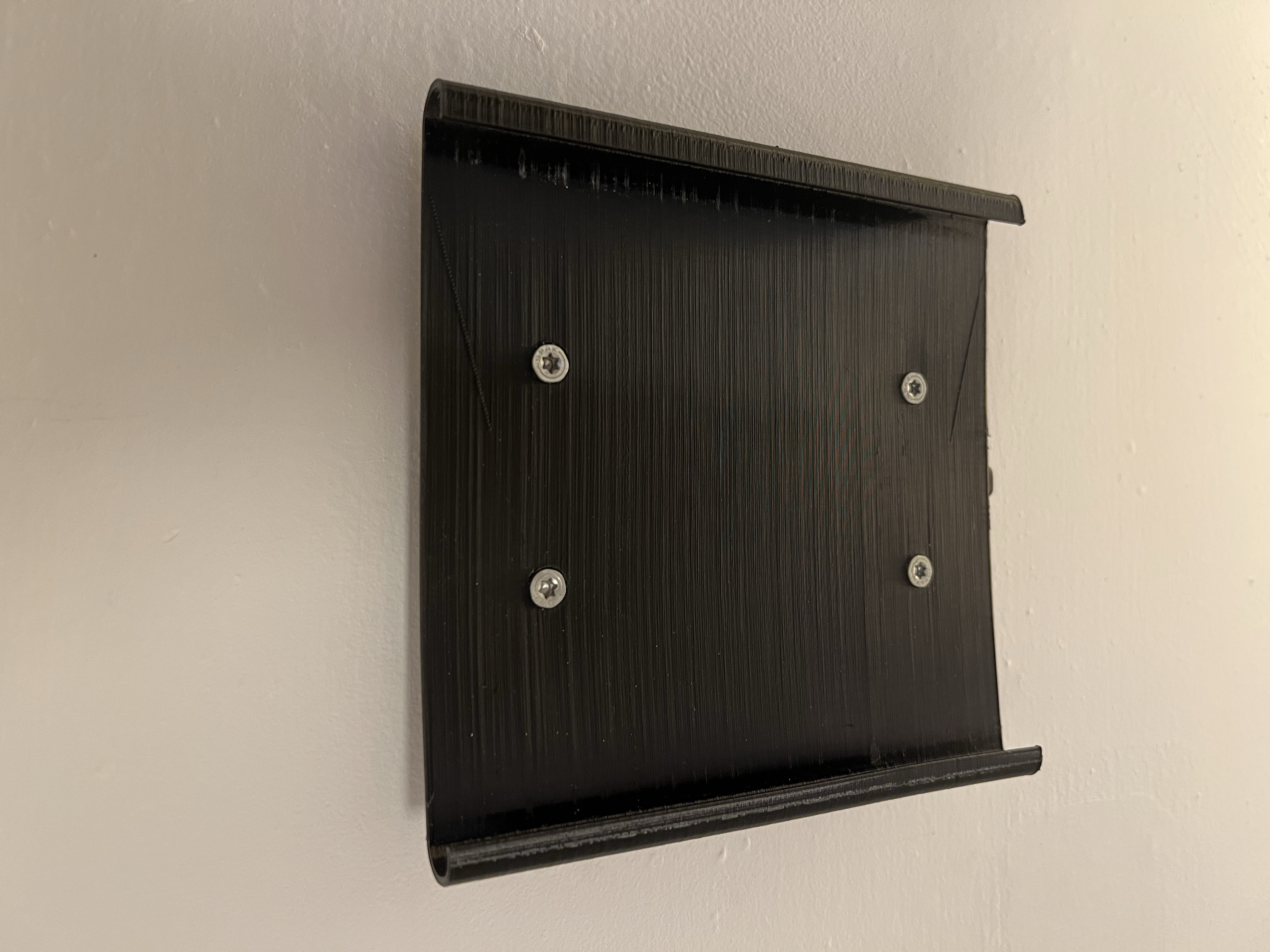 Simple wall mount for Fire HD 8 Plus 2020 Tablet - photo 2