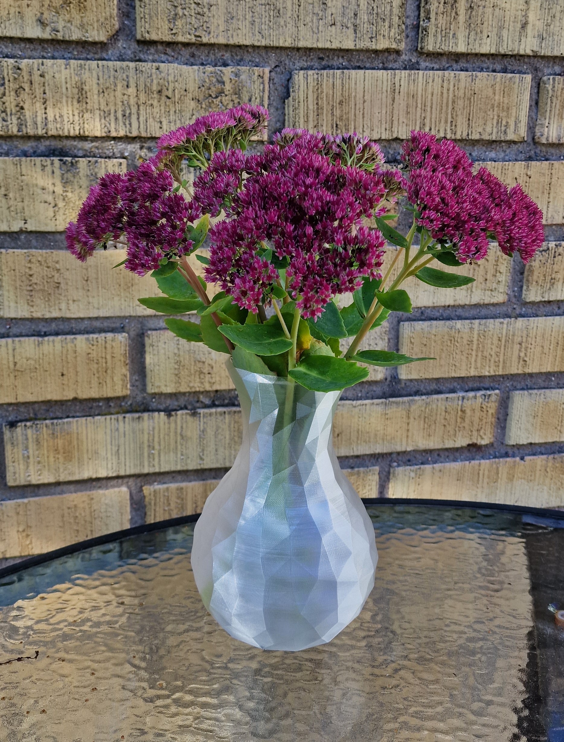 Low poly Vase - photo 2
