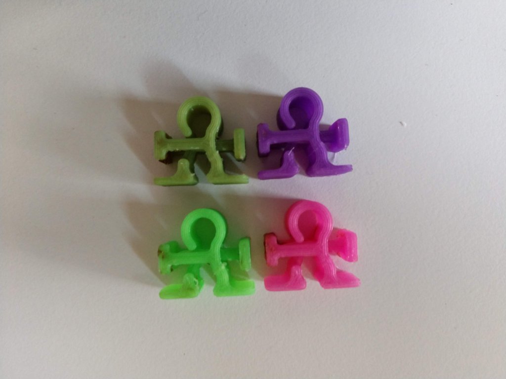 Overheat warning clip for cable/wire