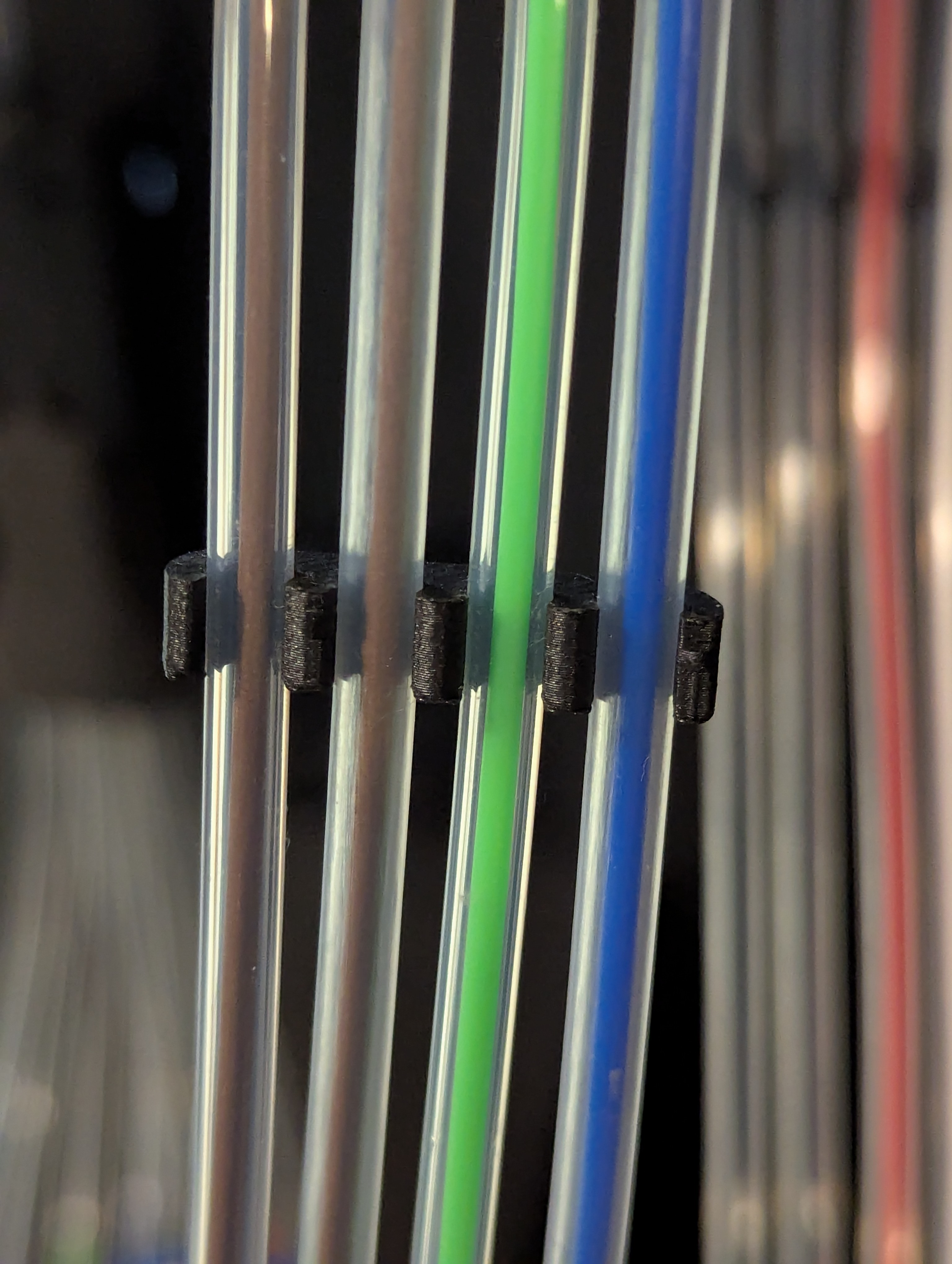 PTFE 4mm Tube Holder / Organizer / Clip - photo 3