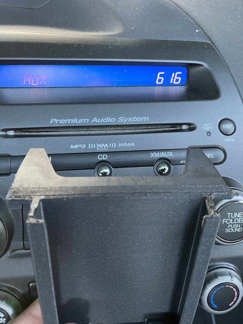 Car CD mounted phone holder / mount - photo 3