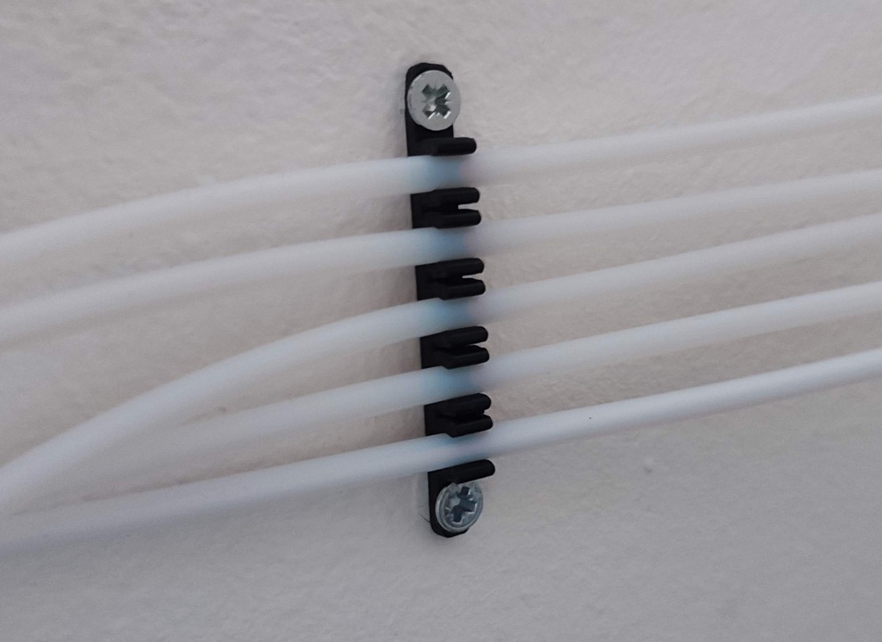 Parametric PTFE tube wall clip