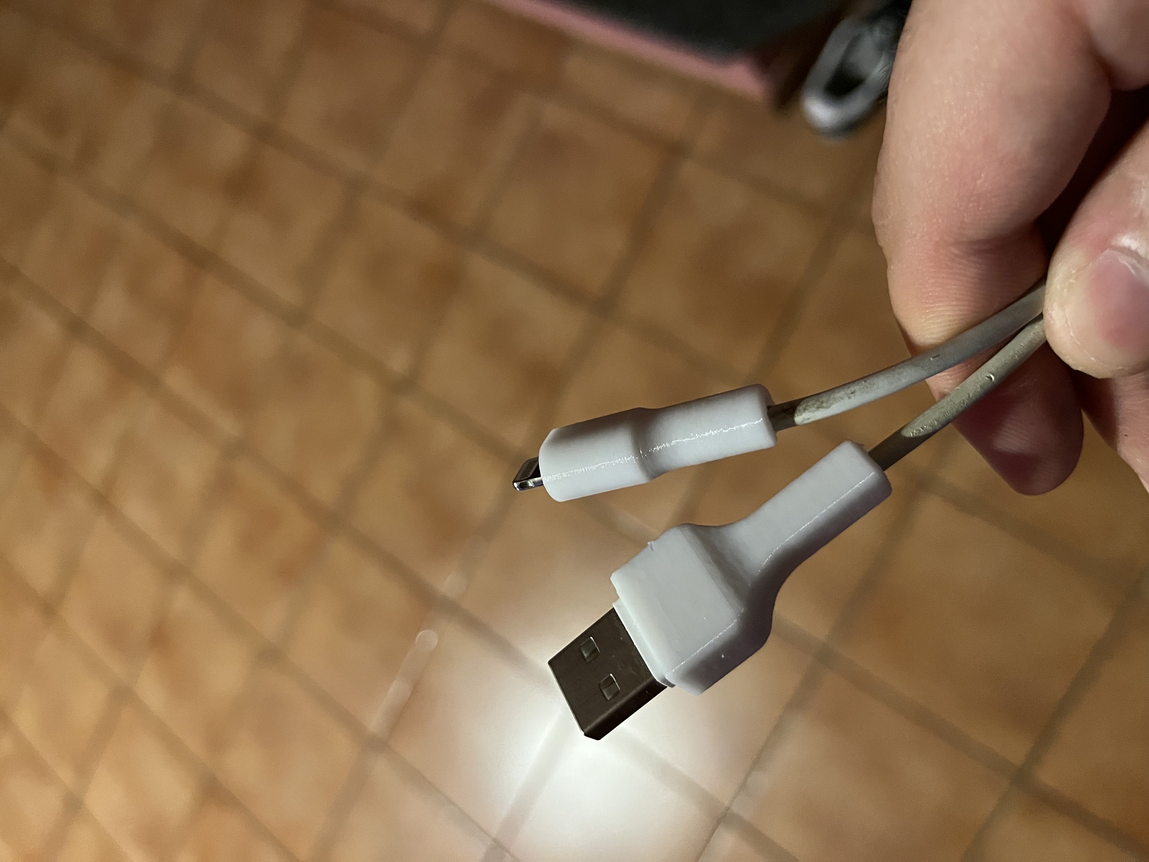 Apple cable protector - photo 2