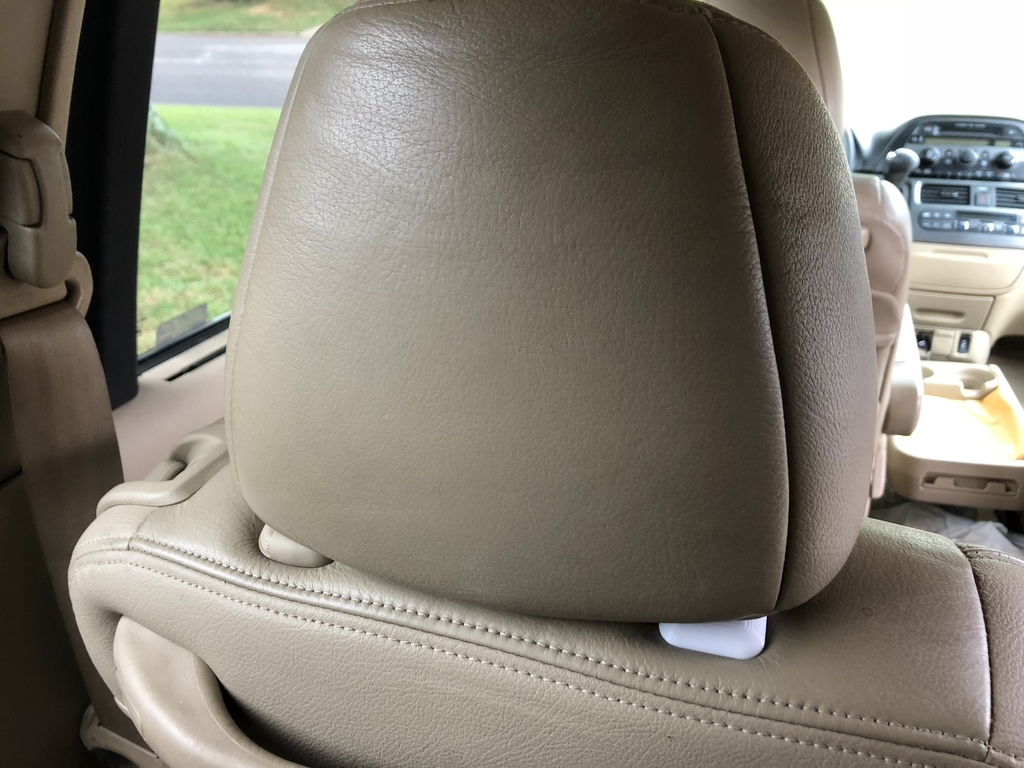 Honda Odyssey headrest bushing - photo 2