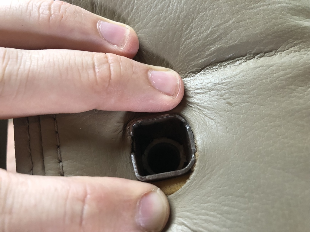 Honda Odyssey headrest bushing - photo 3