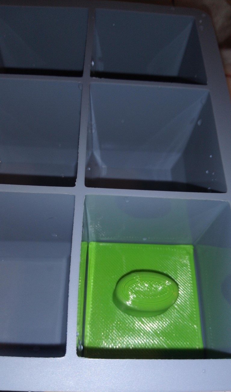 Ice Cube Tray Food Meal Prep Compactor - photo 2