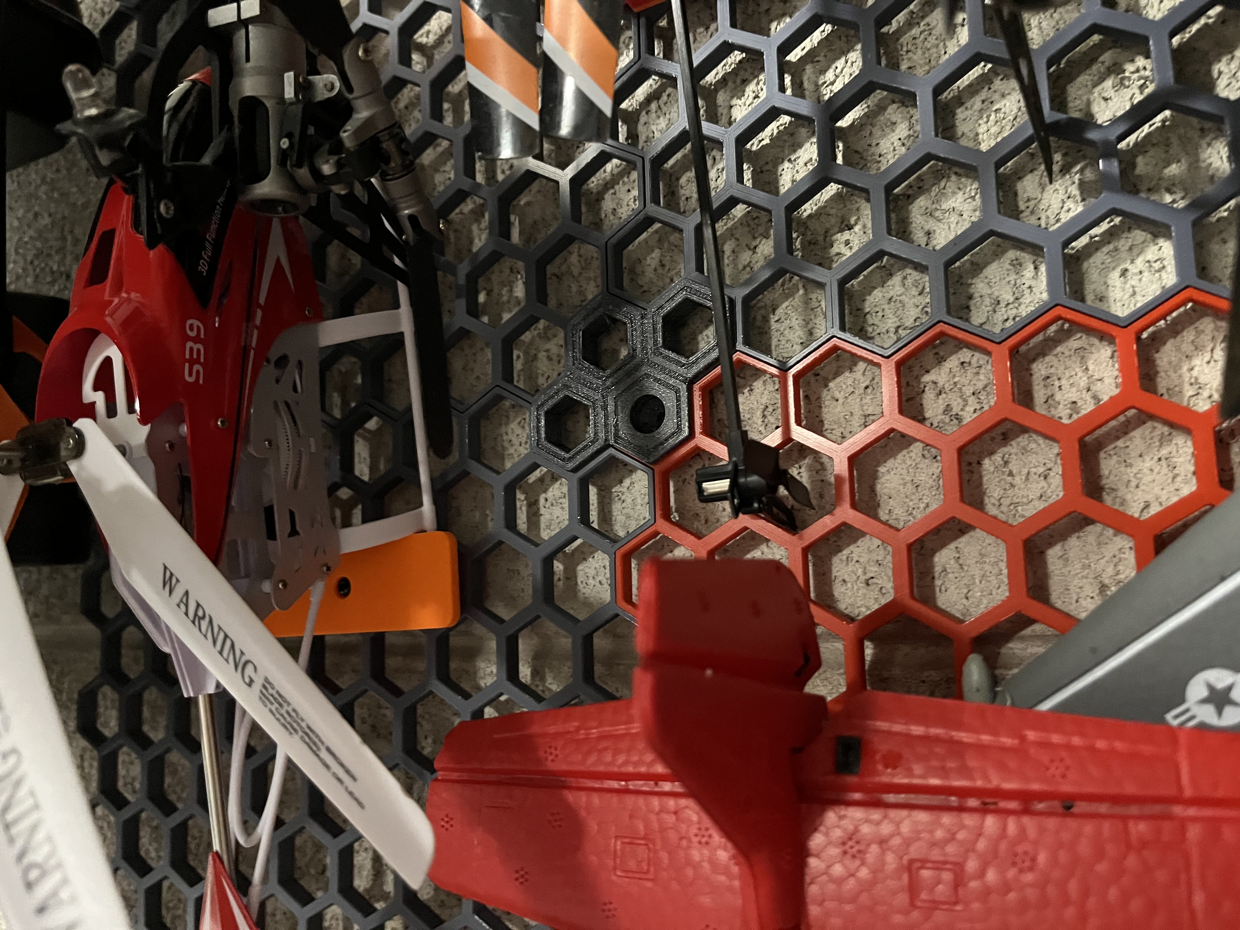 Heli Hanger for Hanging RC Helis and Planes on Honeycomb Storage Wall - photo 2