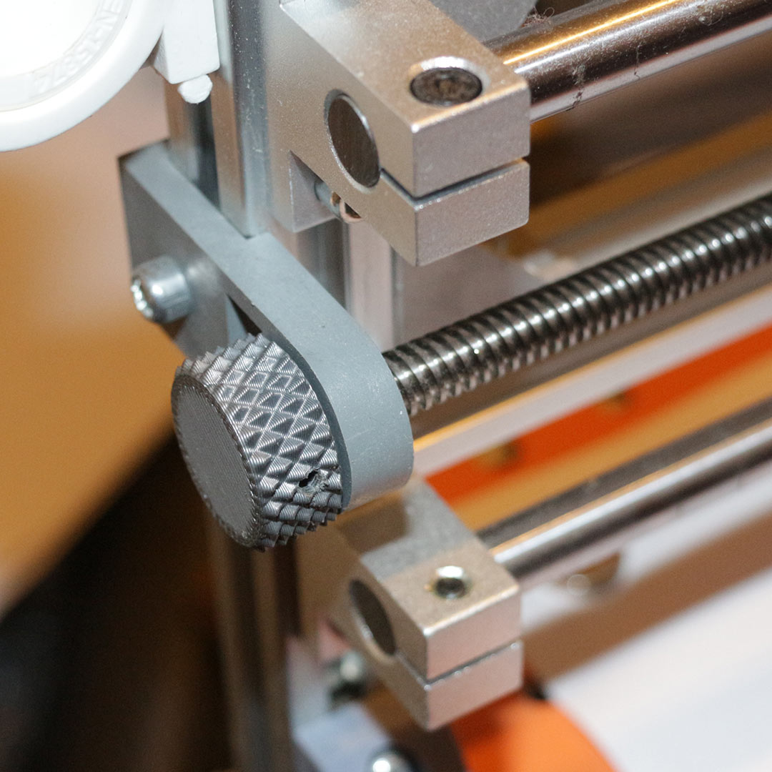 CNC 3018 X and Y axis knob (knurled surface)