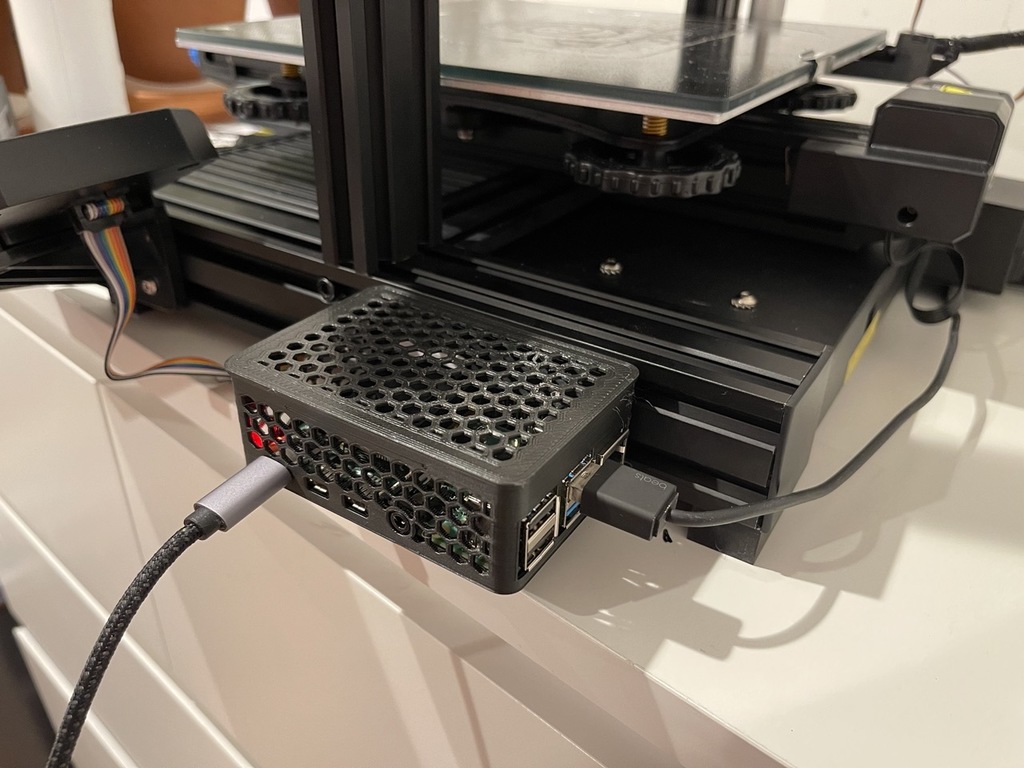 Raspberry Pi 4 Mount for 80x40 Extrusion (Ender 3 V2)