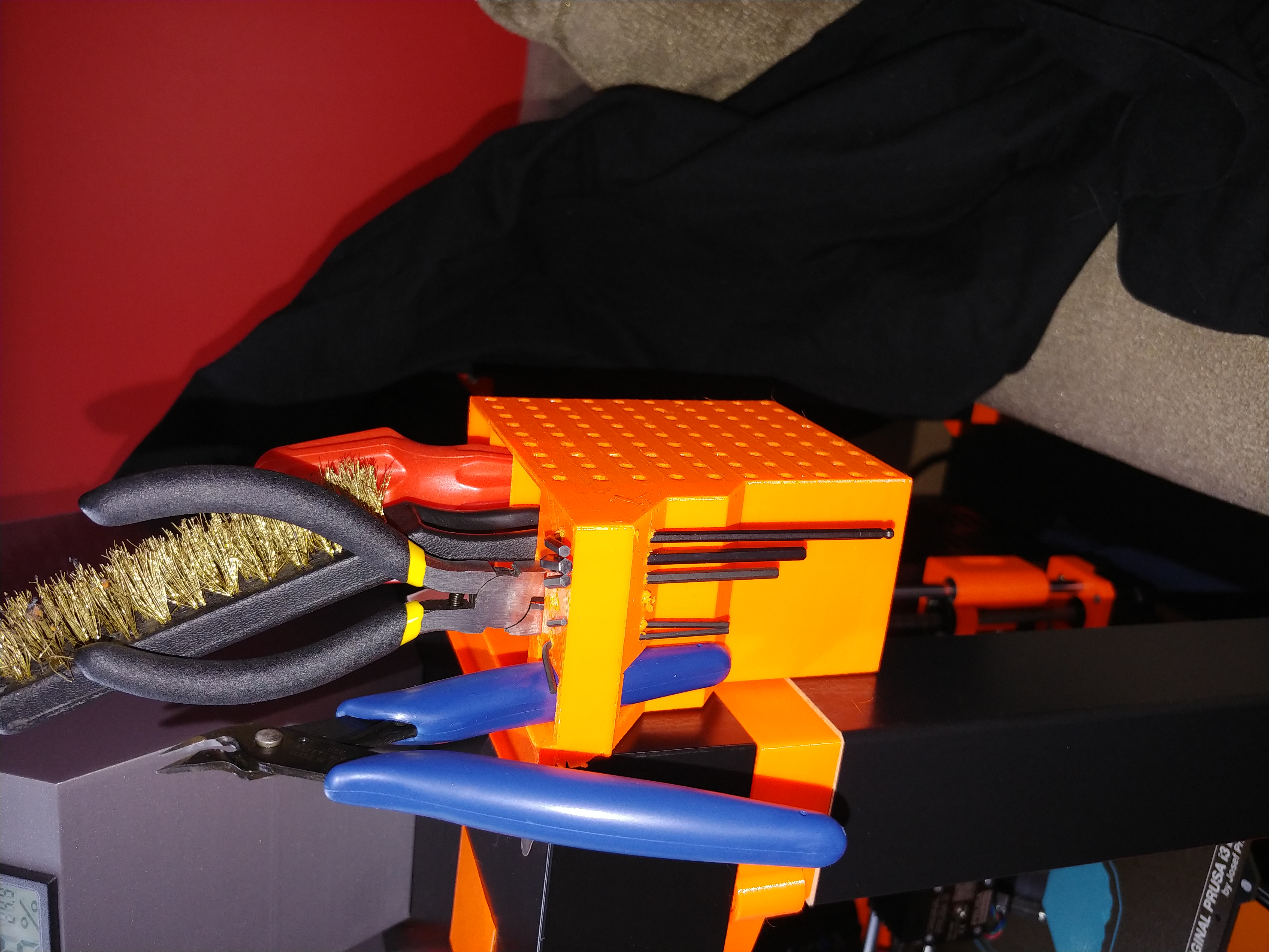 tool holder for prusa enclosure