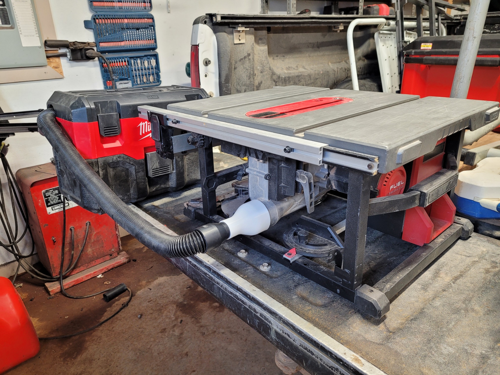 Milwaukee Table Saw to Vacuum Adapter - photo 2