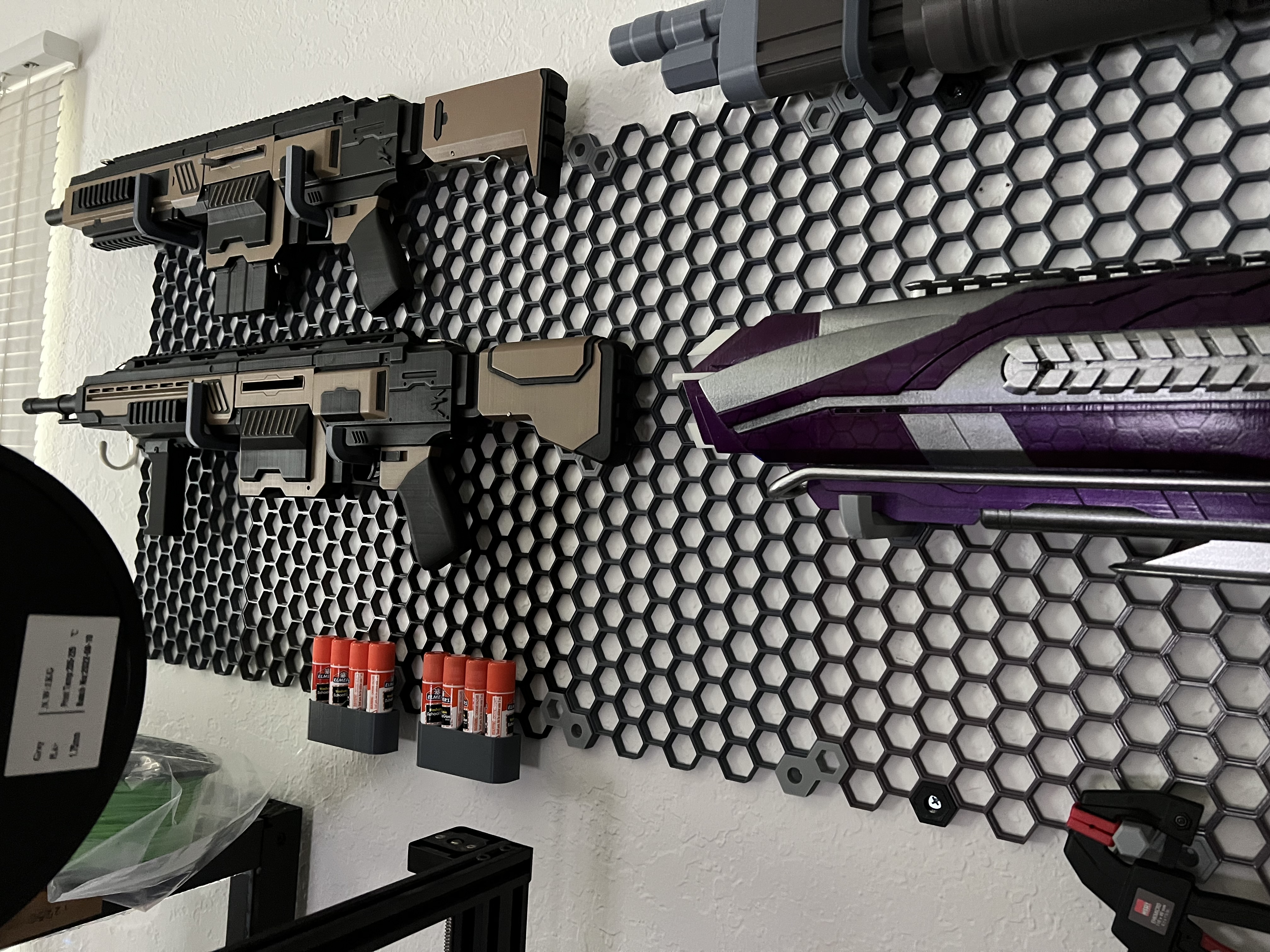 Glue Stick Holder for Honeycomb Storage Wall (Parametric) - photo 2