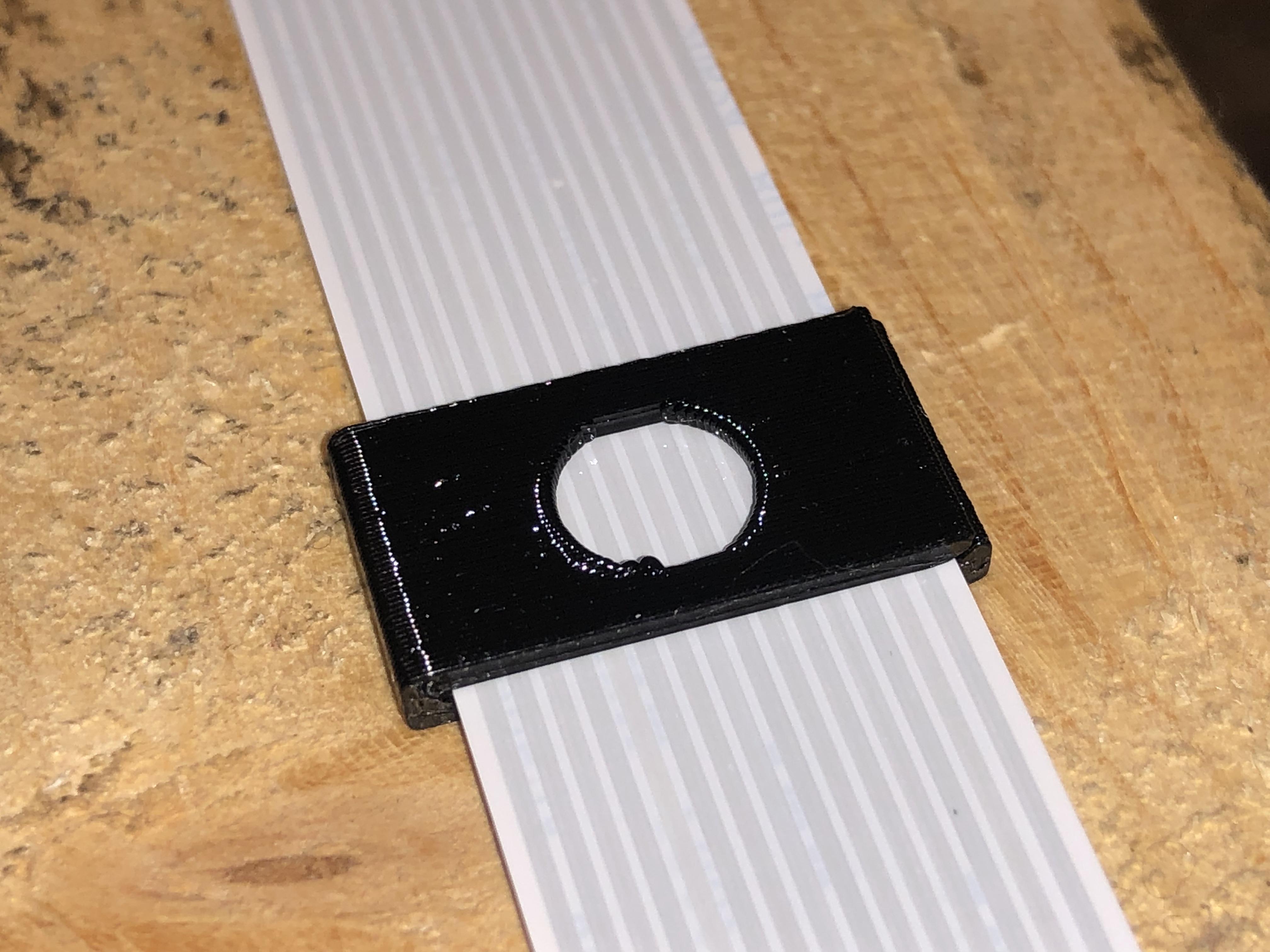 Simple Raspberry Pi Camera Ribbon Cable Clip - photo 4