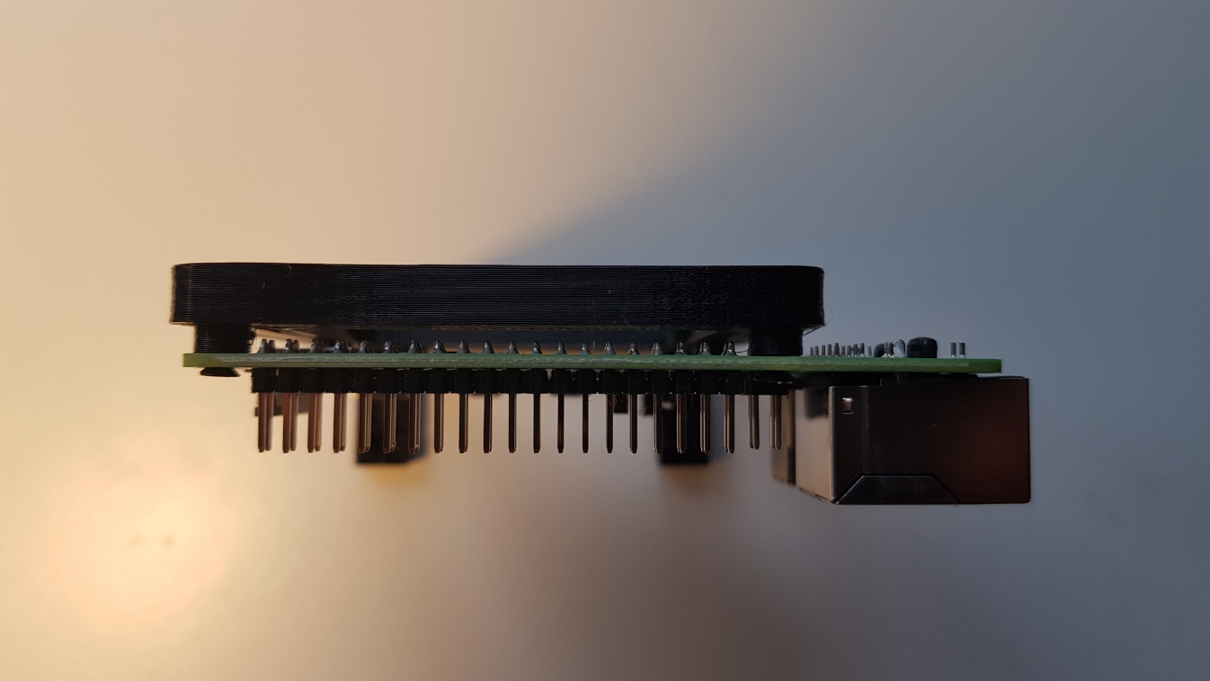 Raspberry Pi 4 Vertical Mount - photo 2