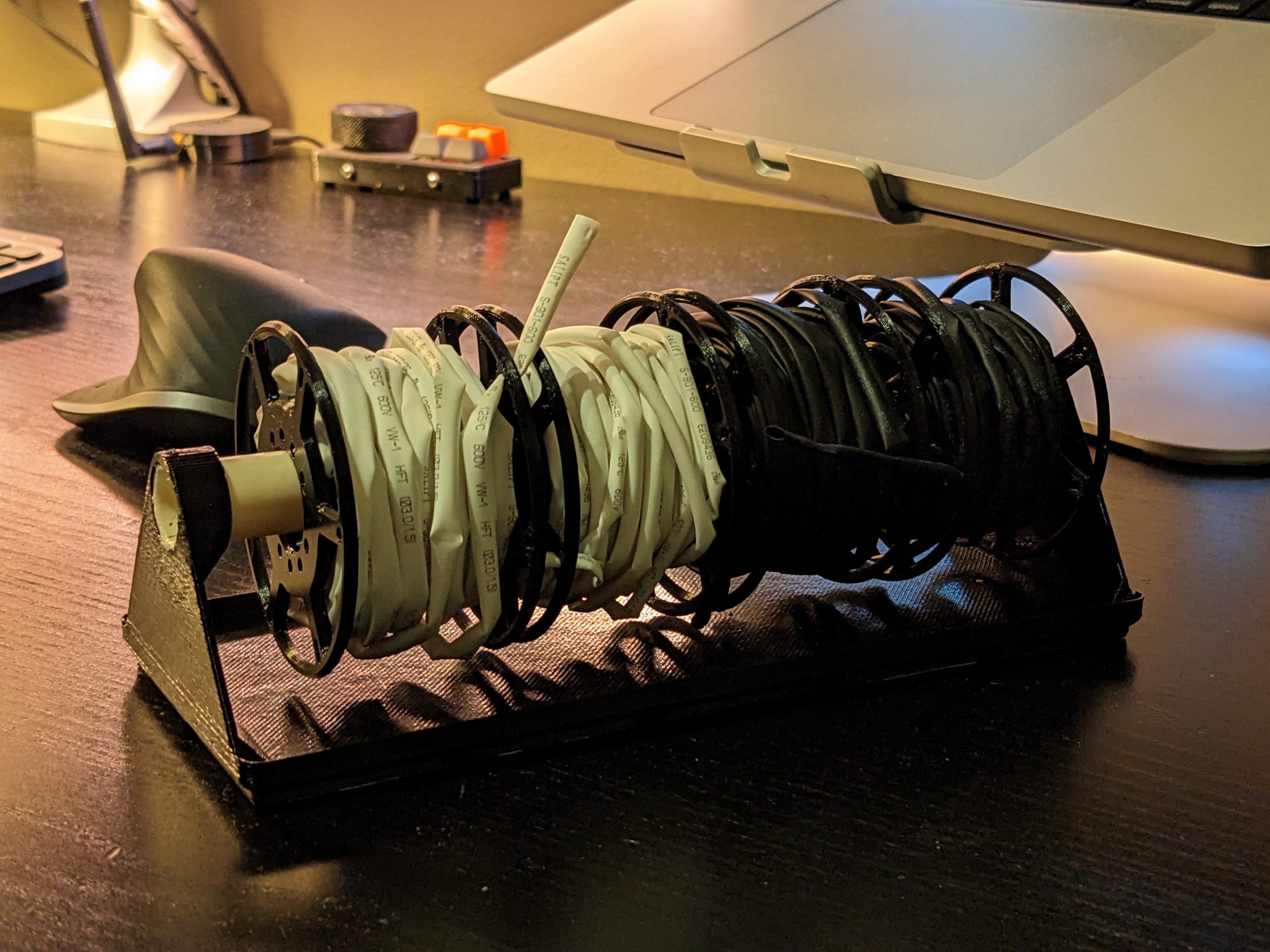 Gridfinity Cable Spool Holder
