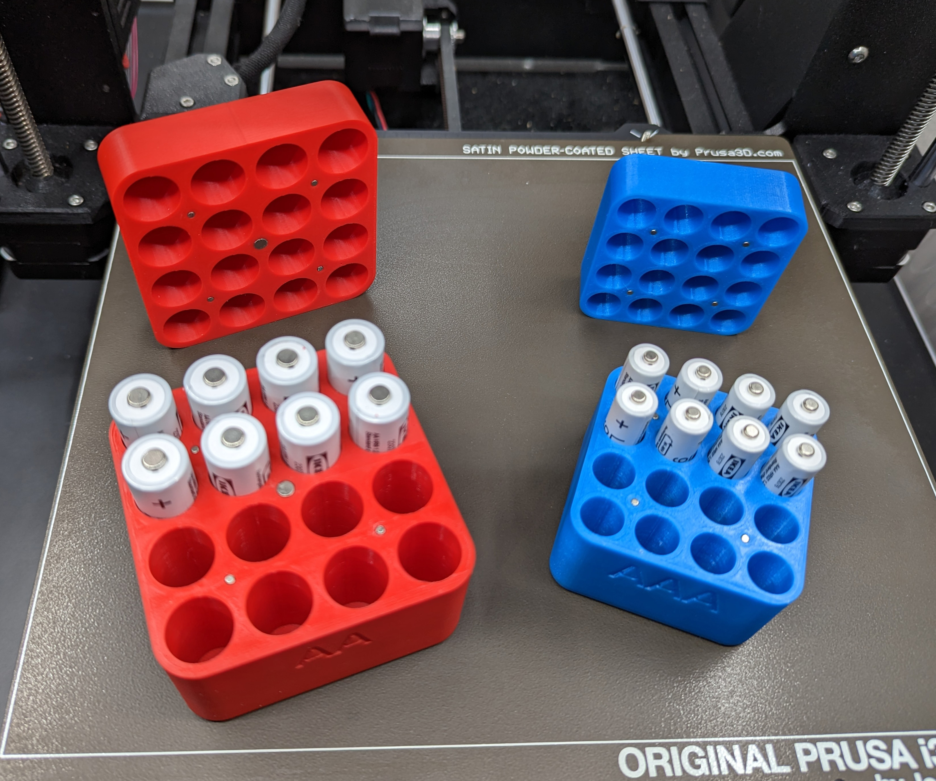 Battery Storage / Battery Box with Magnetic Lid