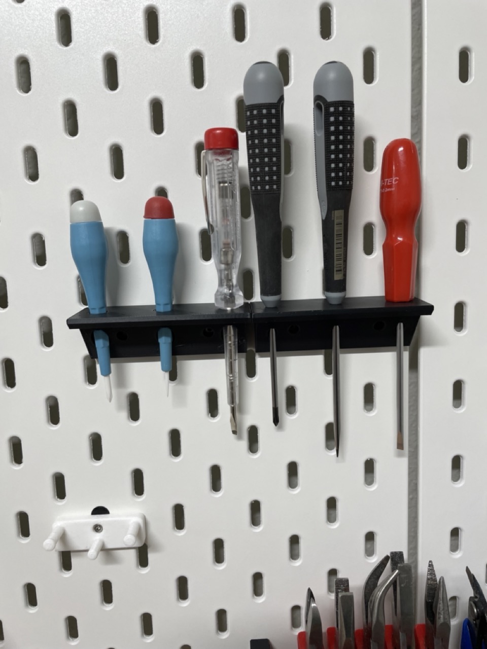 Screwdriver mount for IKEA Skådis - photo 4
