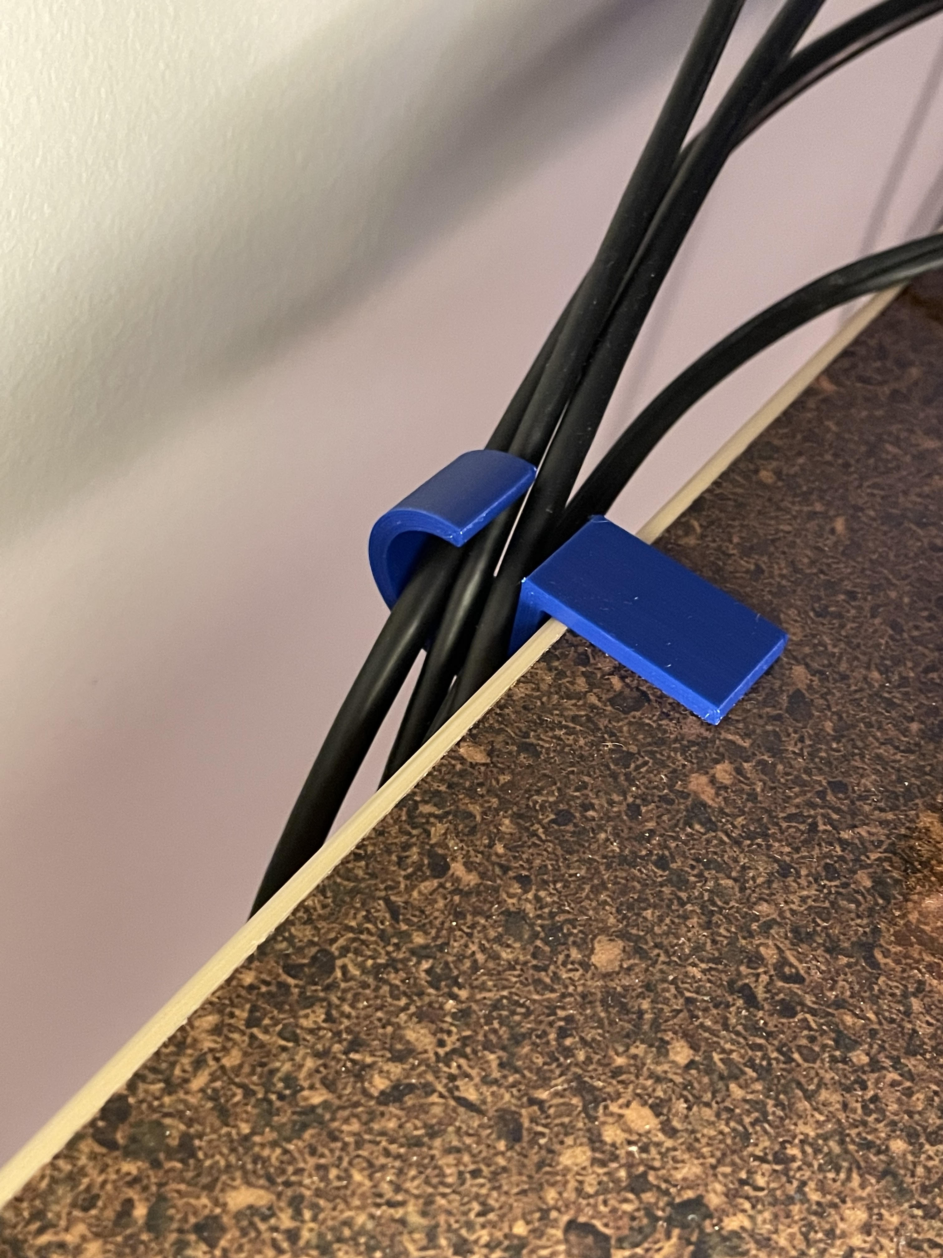 Desk Cable Clip - photo 2