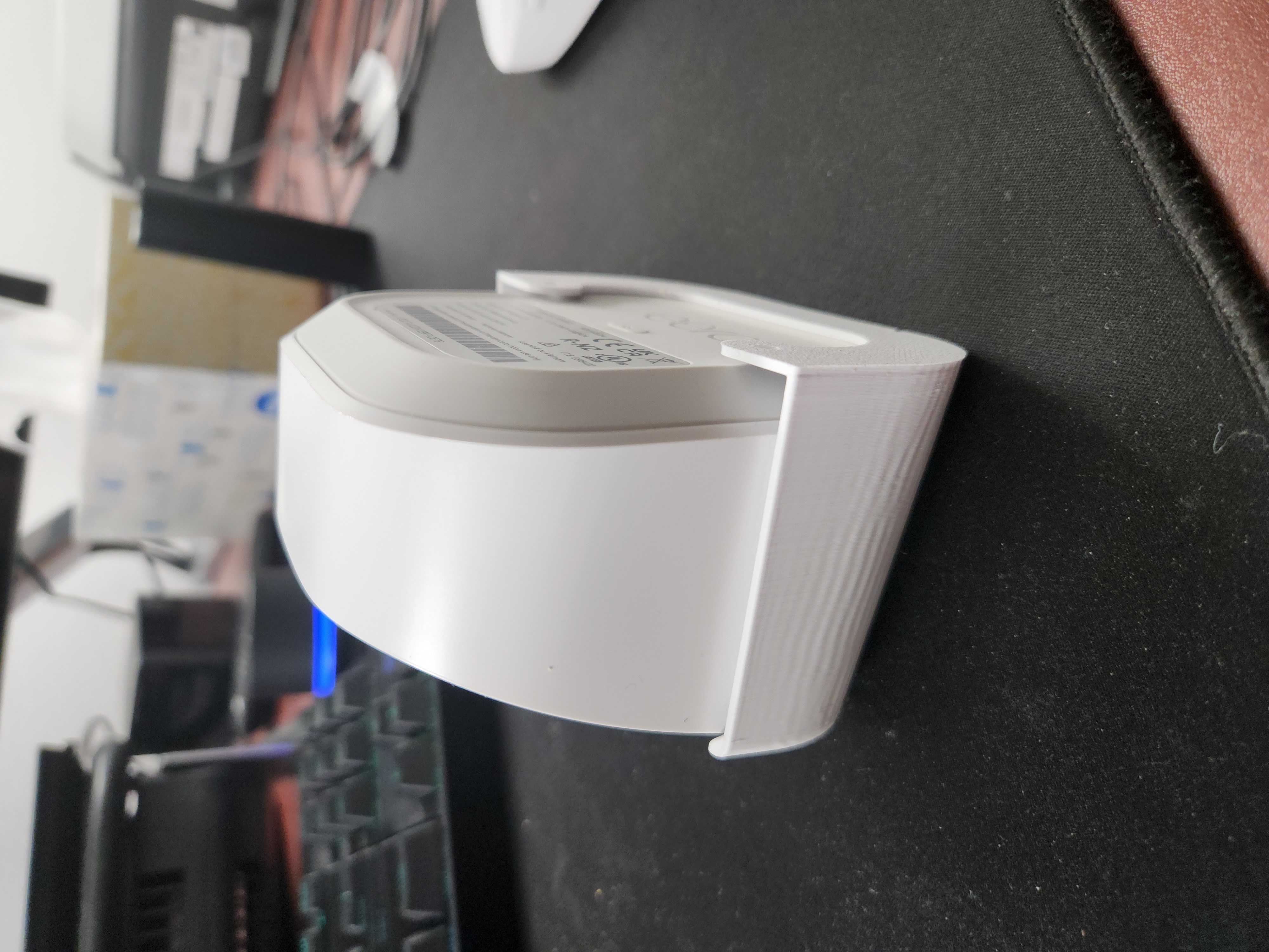 Eero 6+ Plus Wall Mount - photo 4