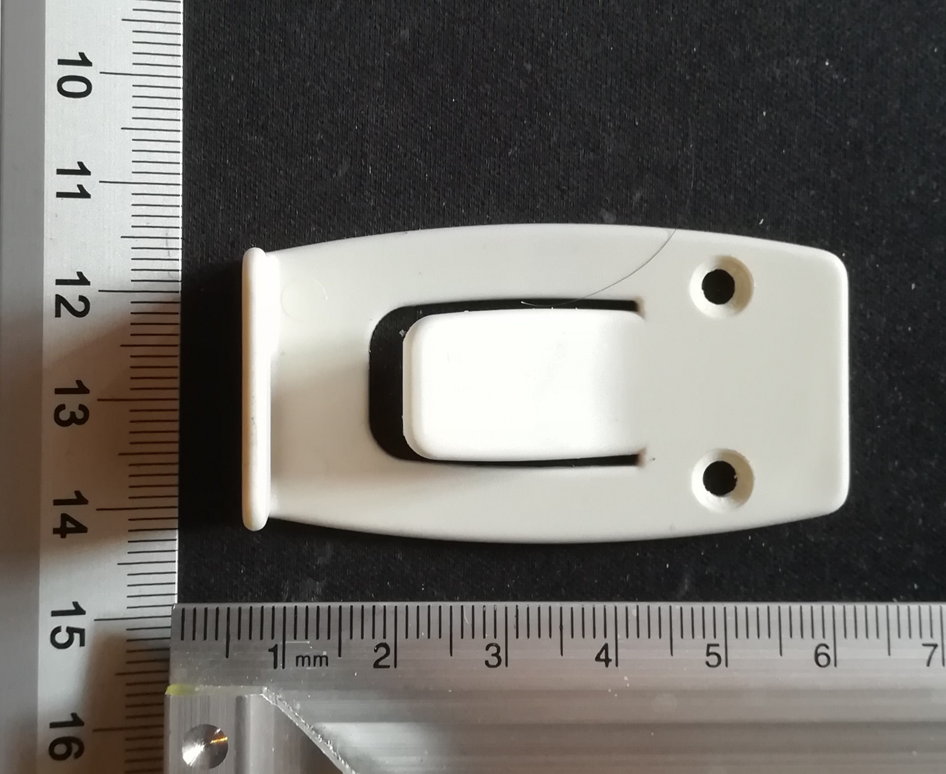 Mosquito net clip for Hymer caravan rooftop - photo 2