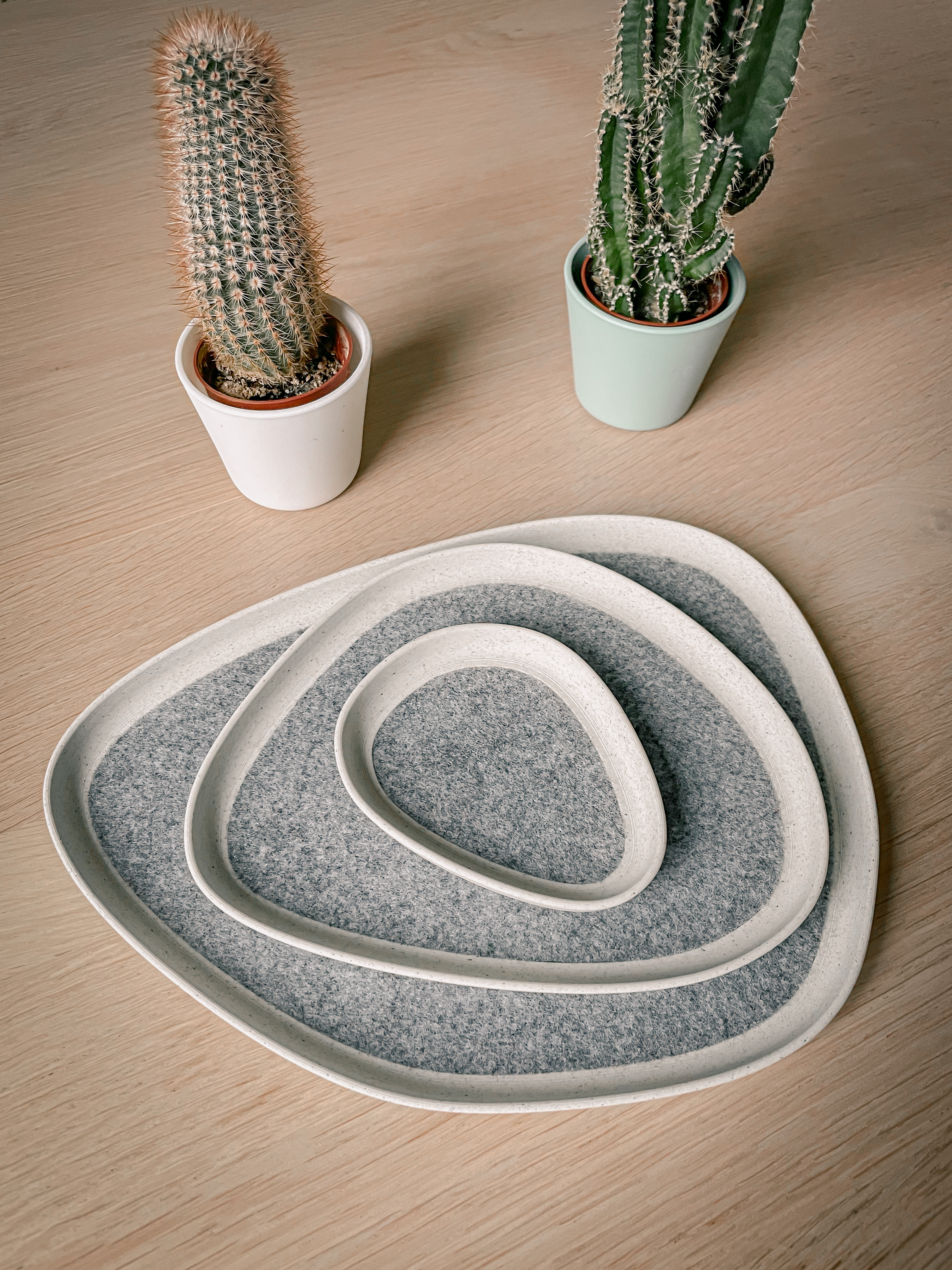 Simple yet elegant organic catchall tray set - photo 2
