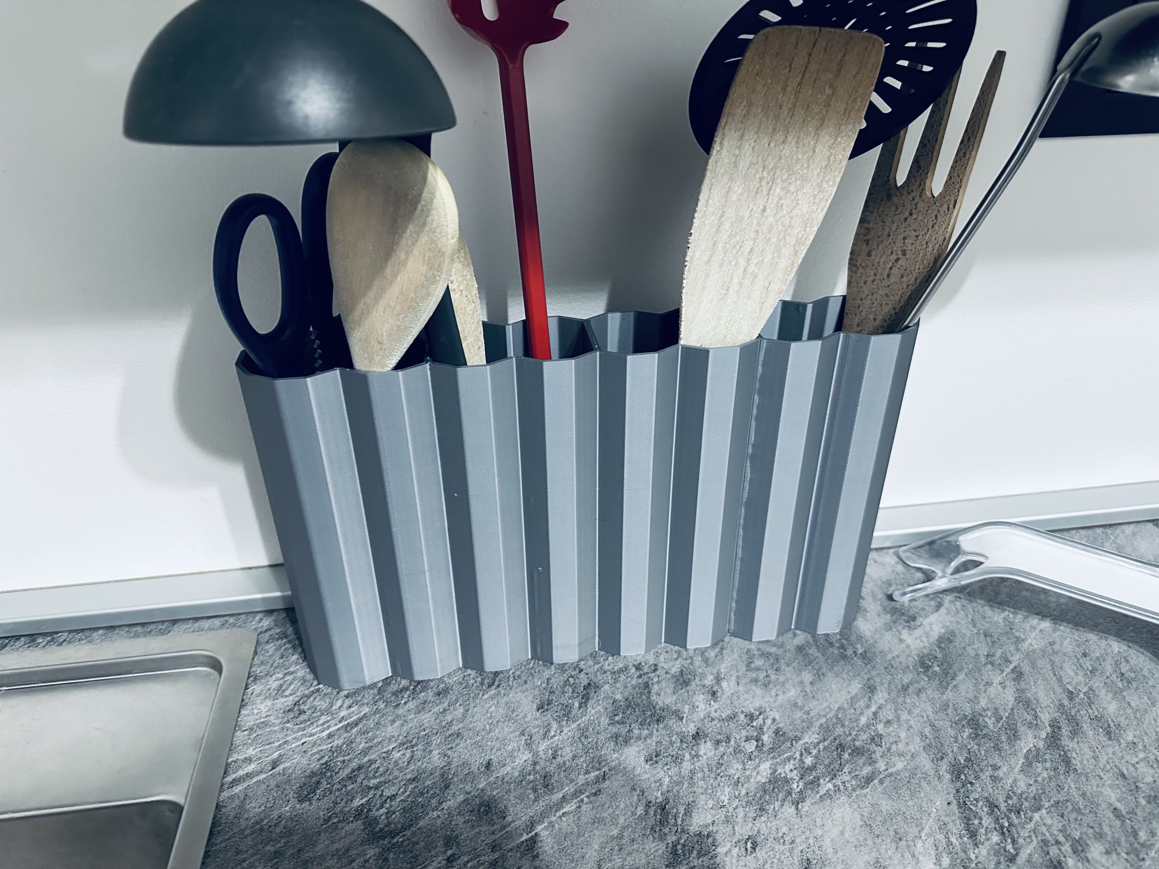 Tool holder for kitchen