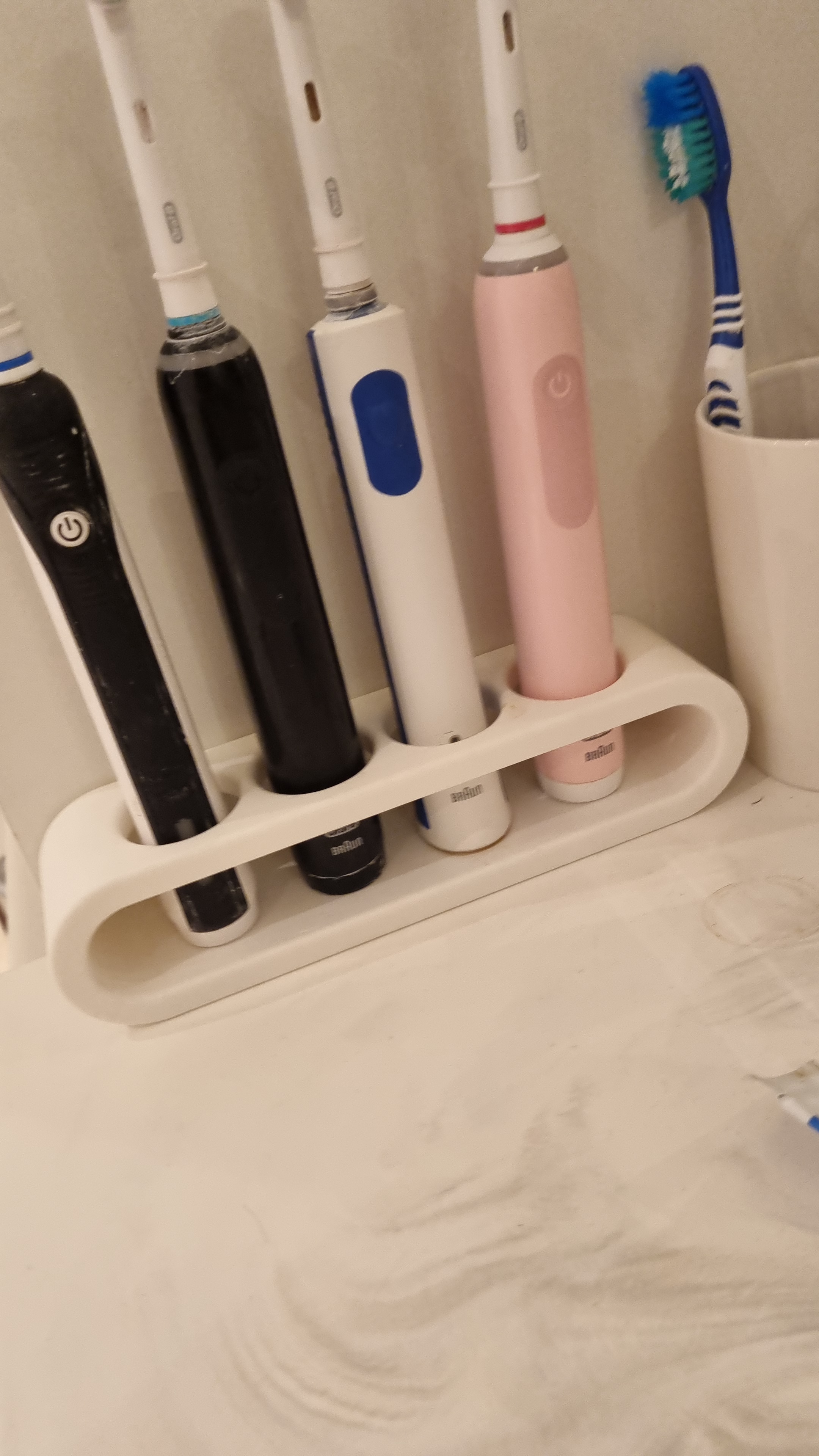 Oral-B Electric Toothbrush holder - photo 2