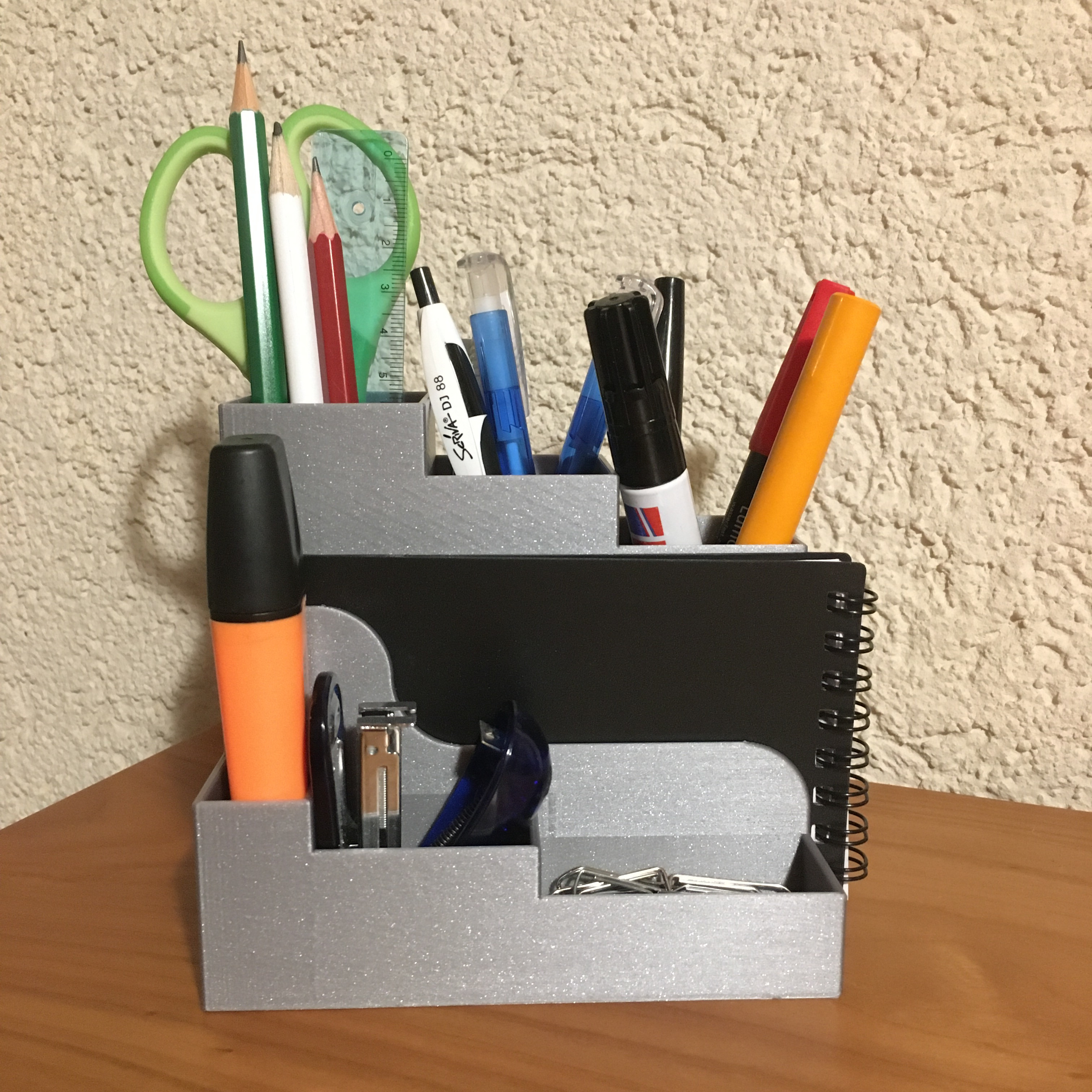 Cubic desk organizer
