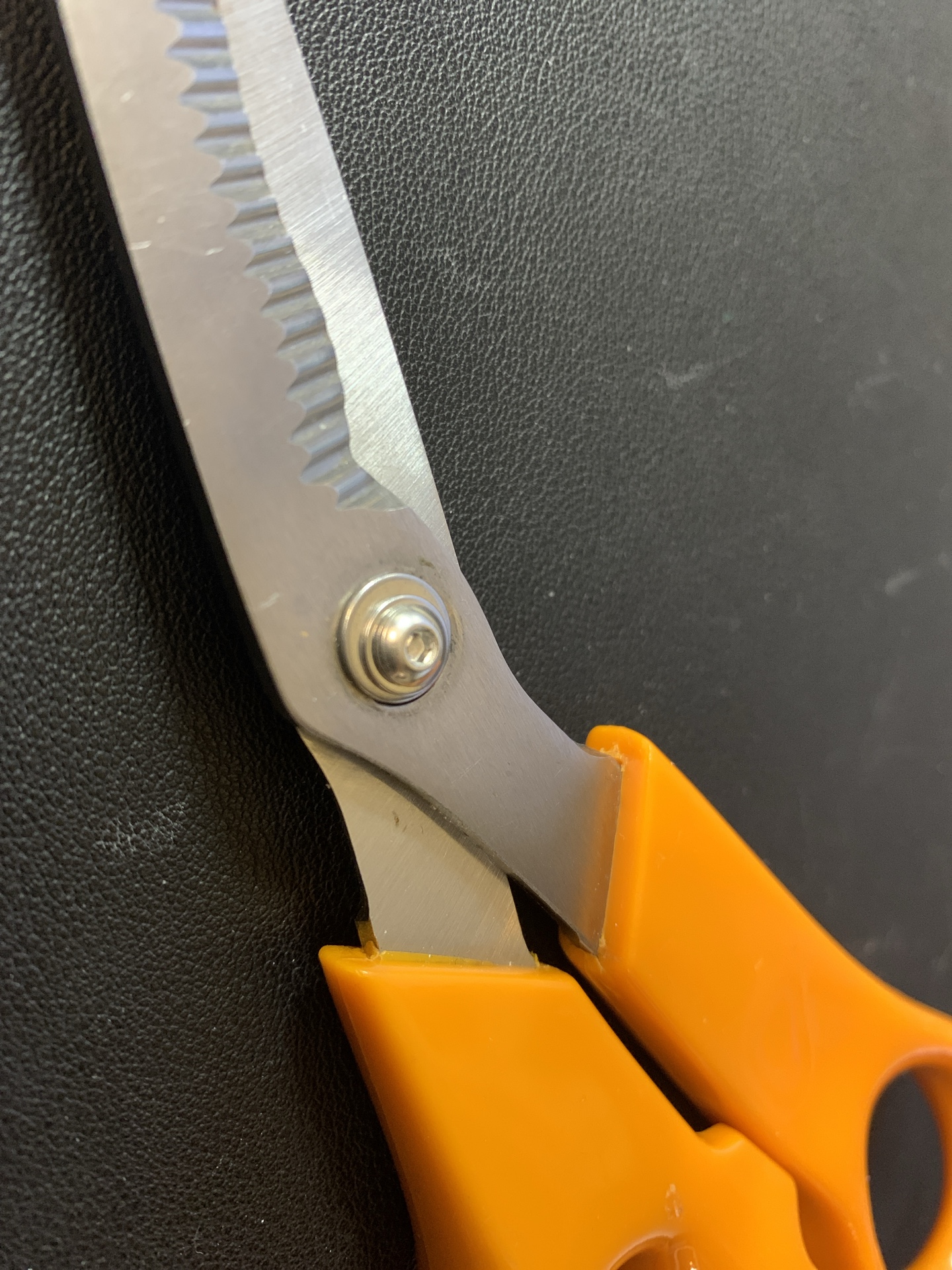 nut retainer for fiskars gardening/kitchen shears - photo 2