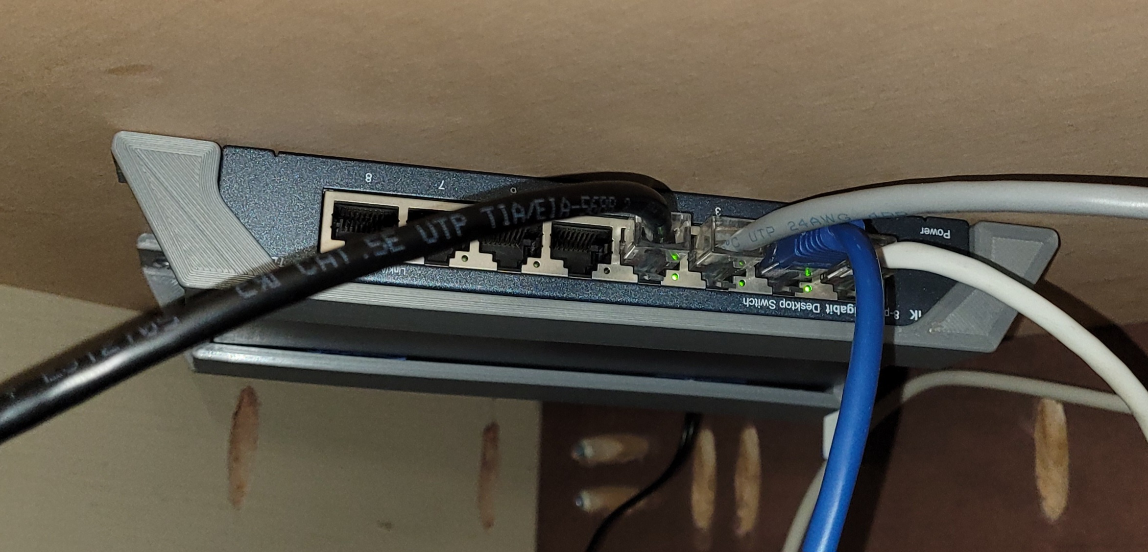 Bracket for TP-Link TL-SG108 Network Switch