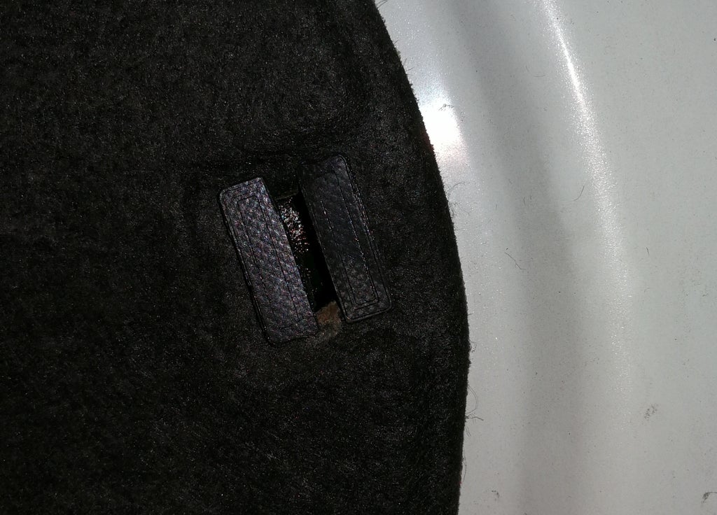 clip hood (clip bajo capó) Skoda Yeti VW Tiguan and others - photo 3