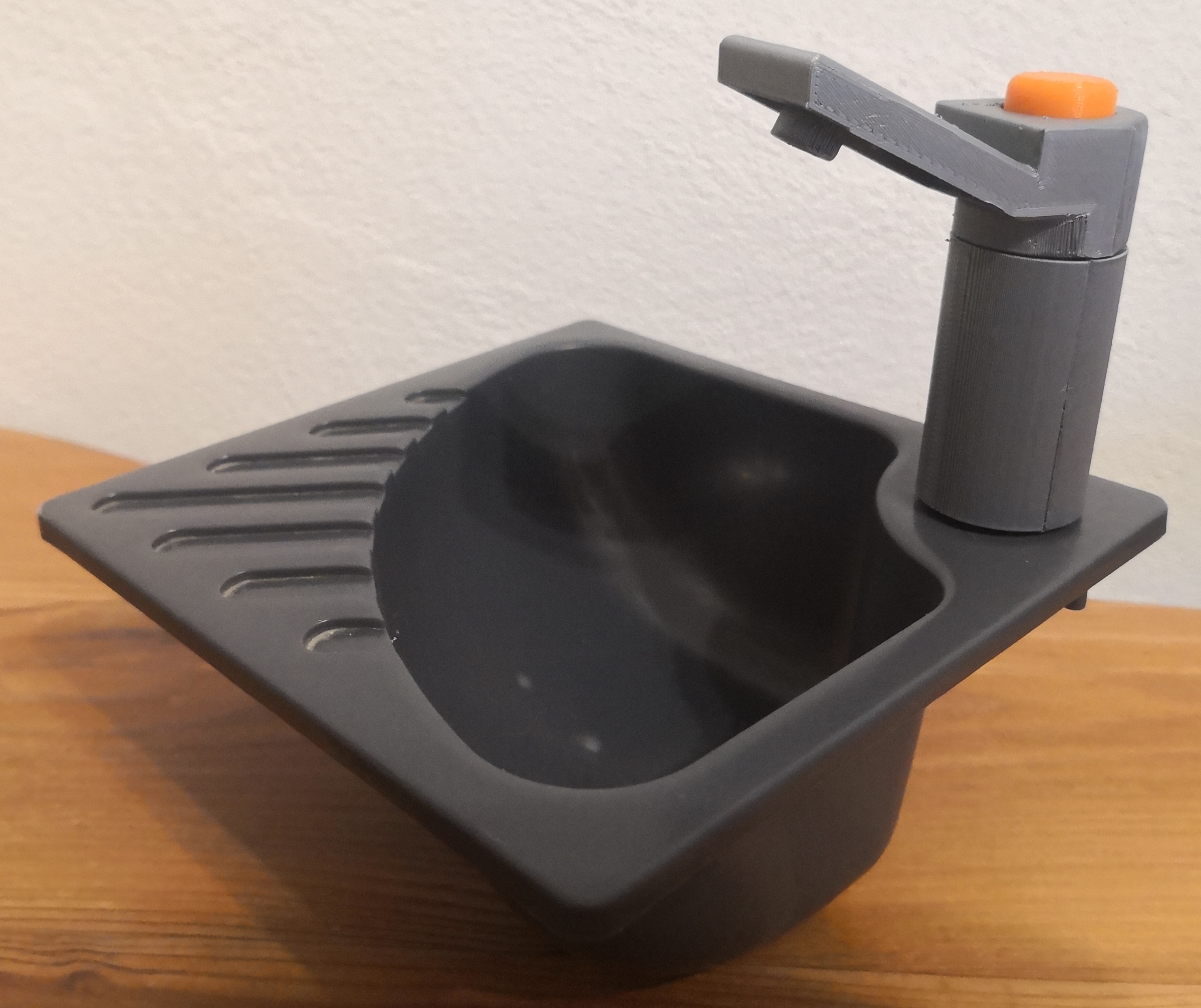 children's kitchen faucet replacement - photo 2