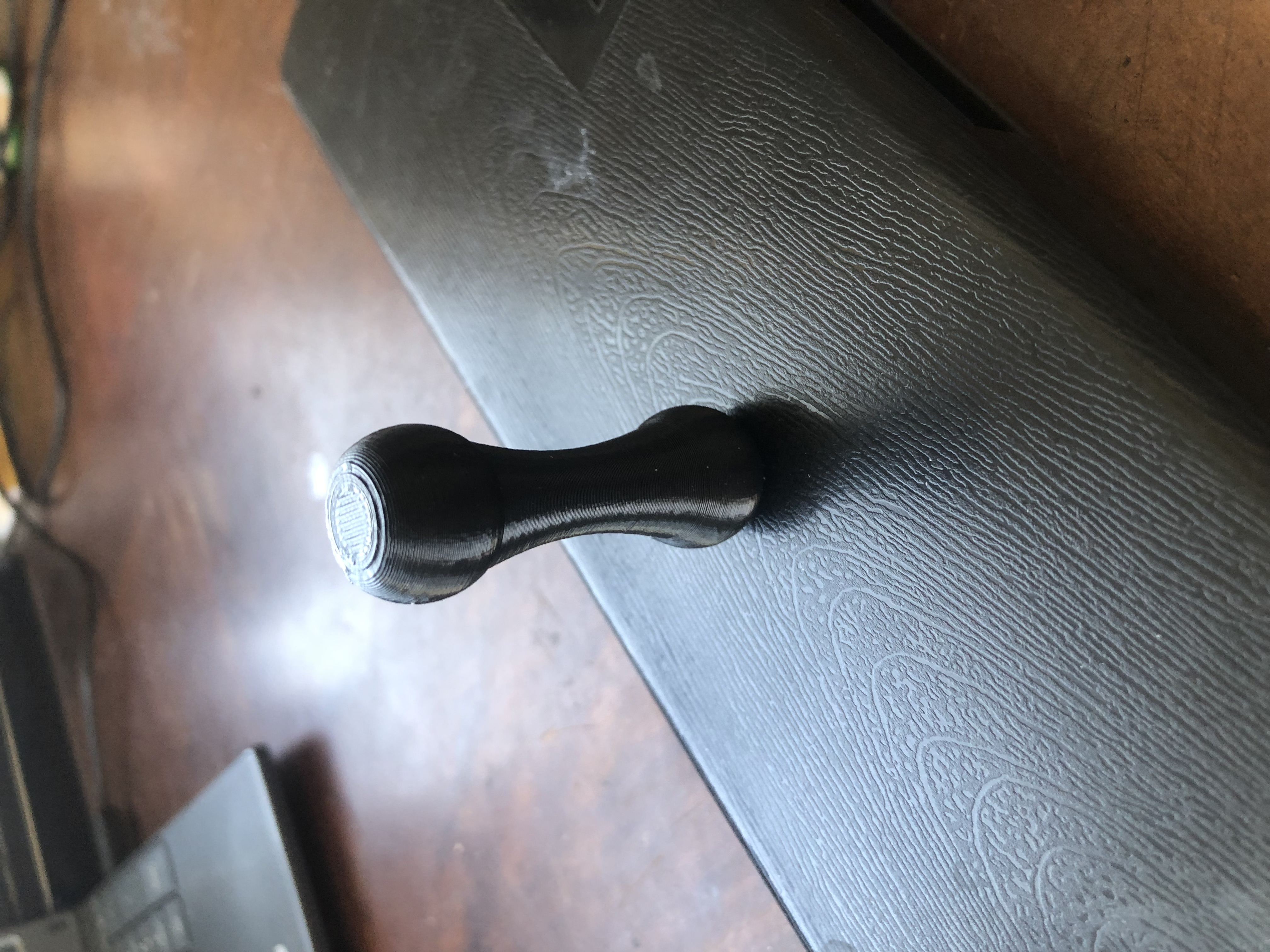 Knuckle Roller skill toy