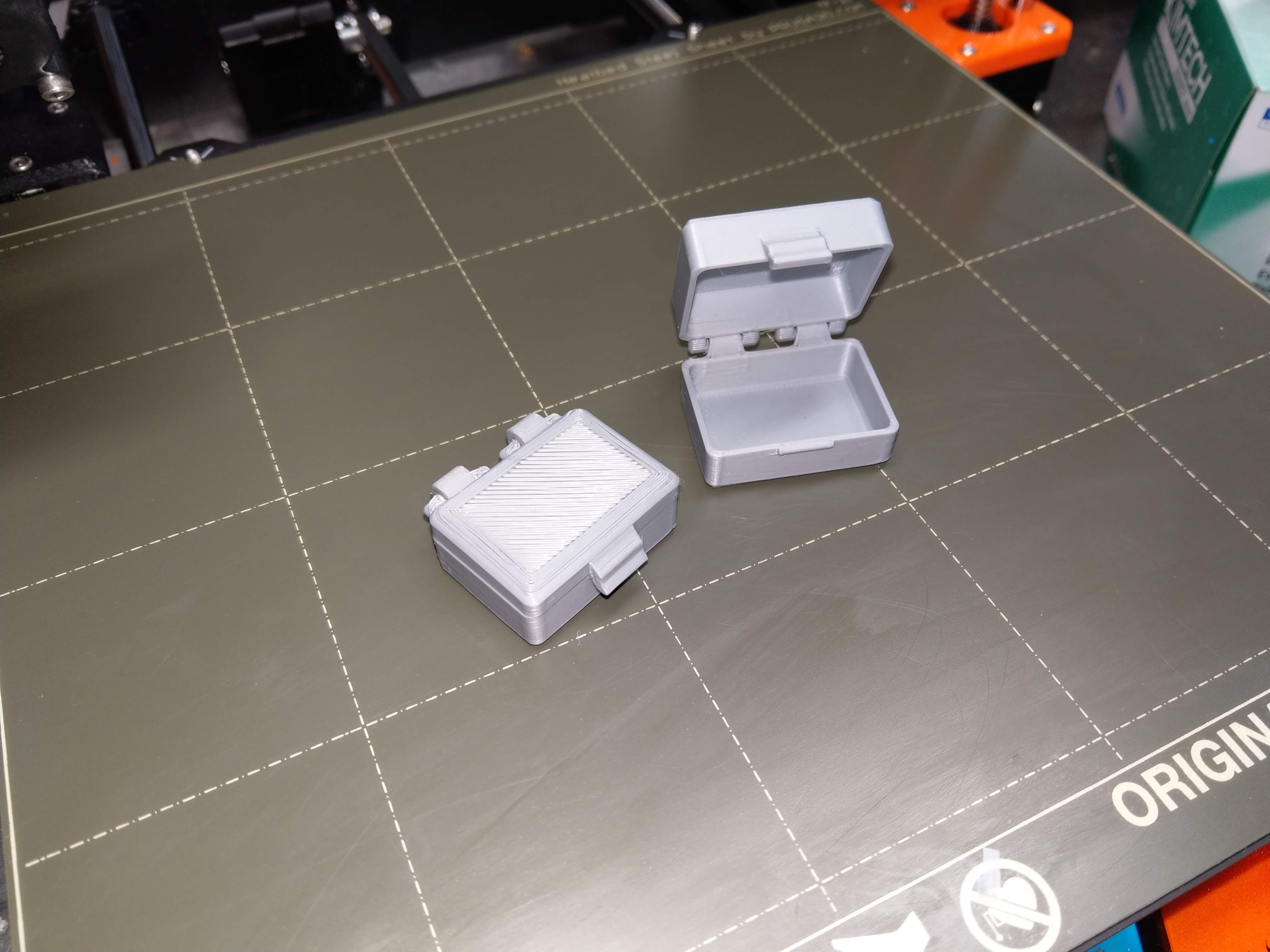 Hinged Box with Clasp - Parametric Print in Place - photo 2
