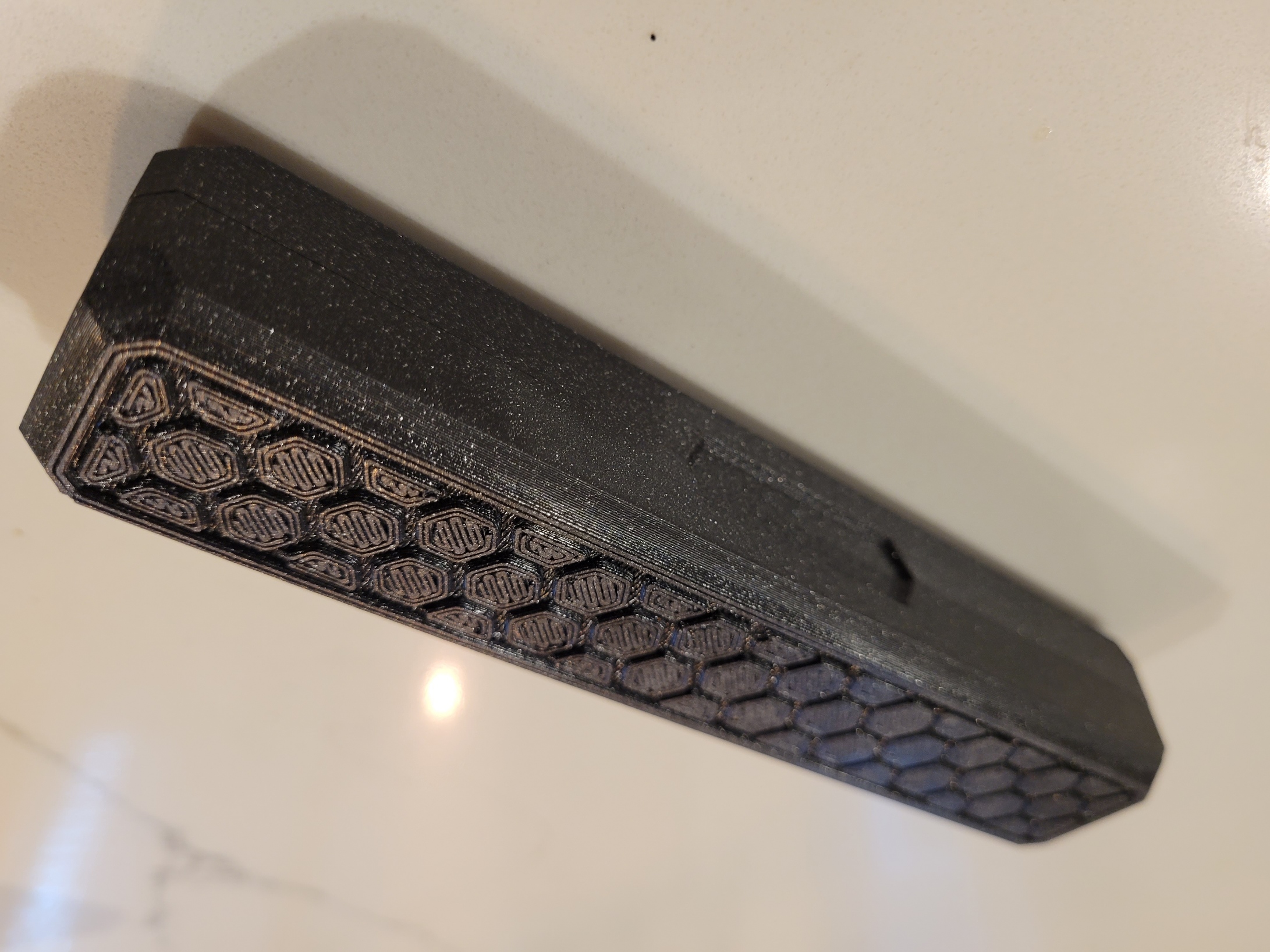 Hex-pattern Hinged Dice Box - Magnetic Closure - photo 3