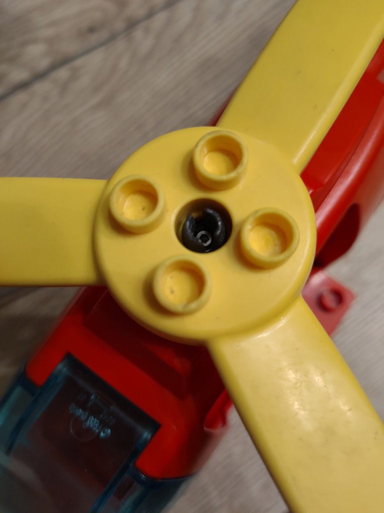 Lego Duplo Helicopter Repair (big one) - photo 3