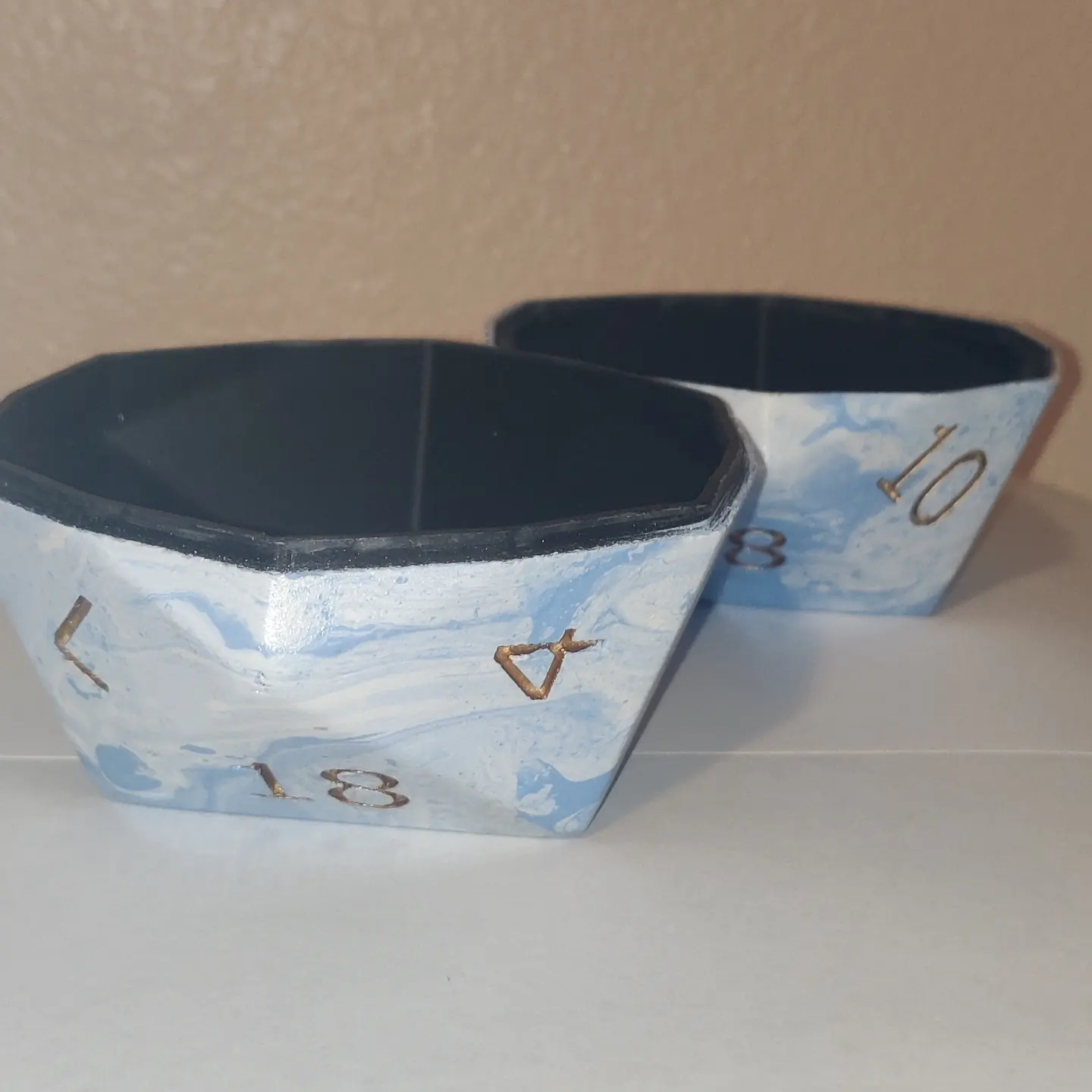 D&D dice storage box (Giant D20) - photo 2