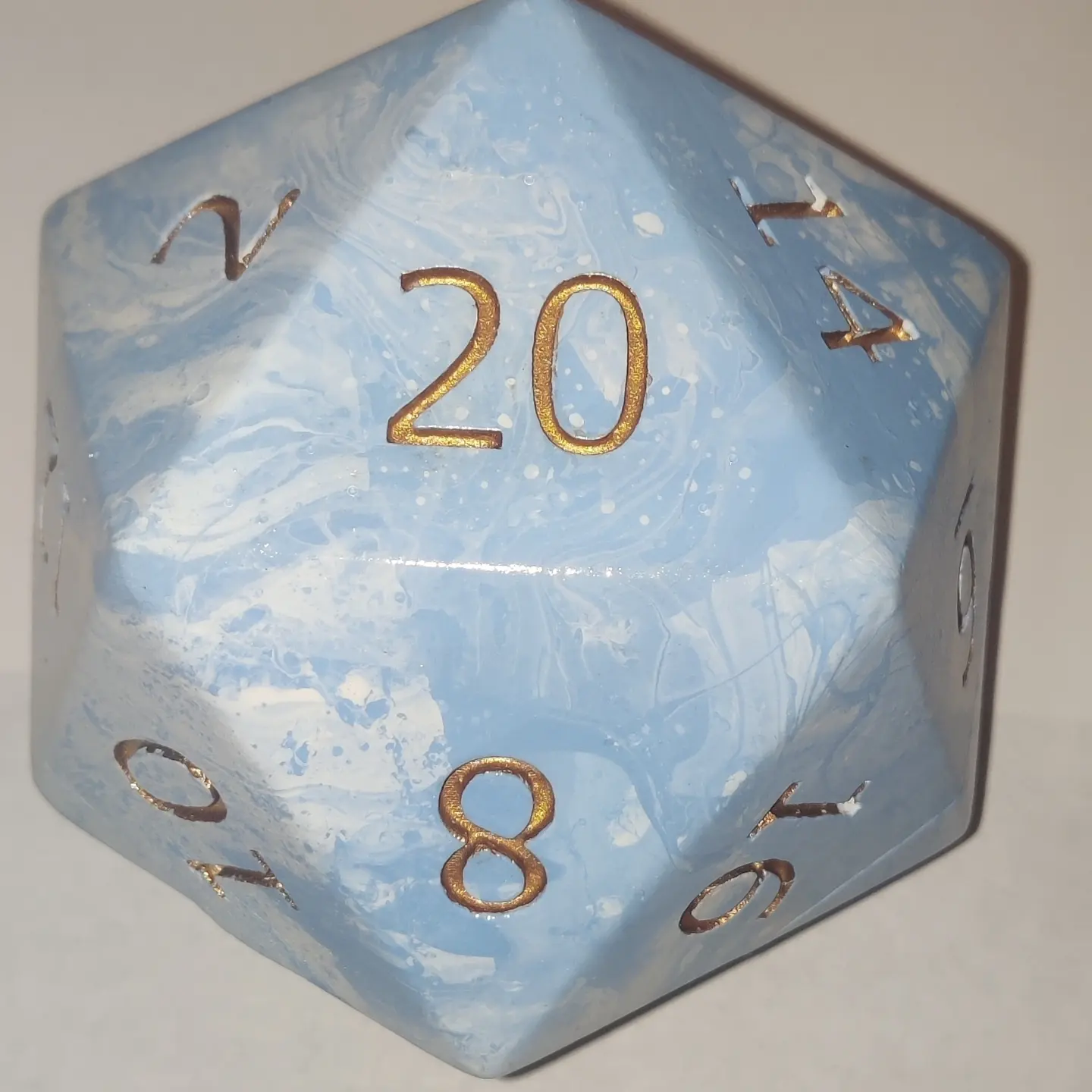 D&D dice storage box (Giant D20)