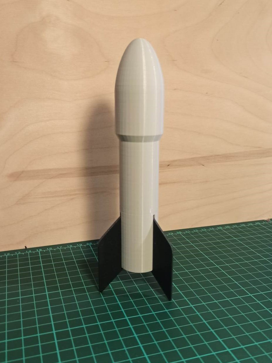Toy rocket - Inspired by SpaceX falkon rocket