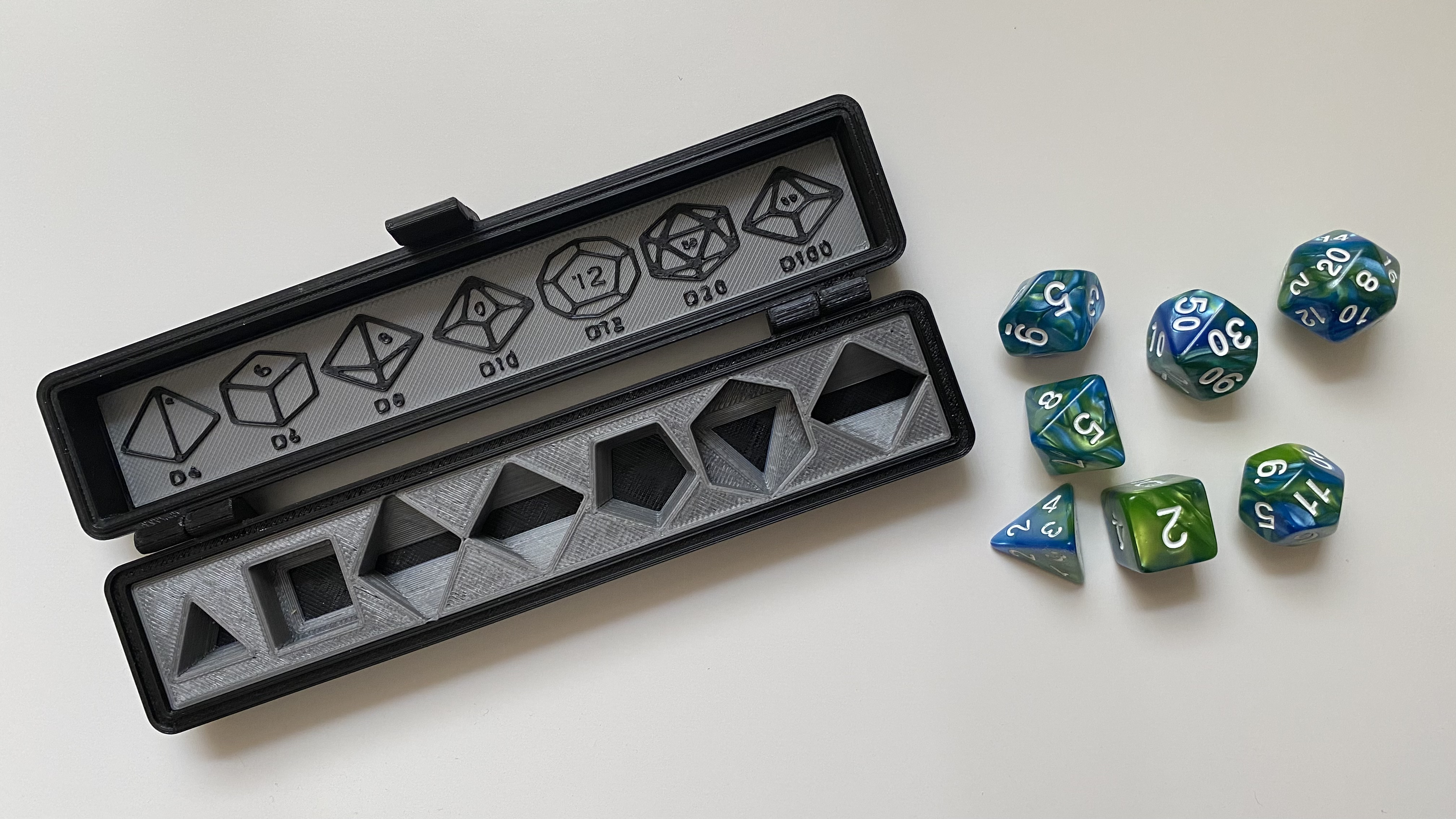 Print-In-Place Beginners Dice Case - photo 2