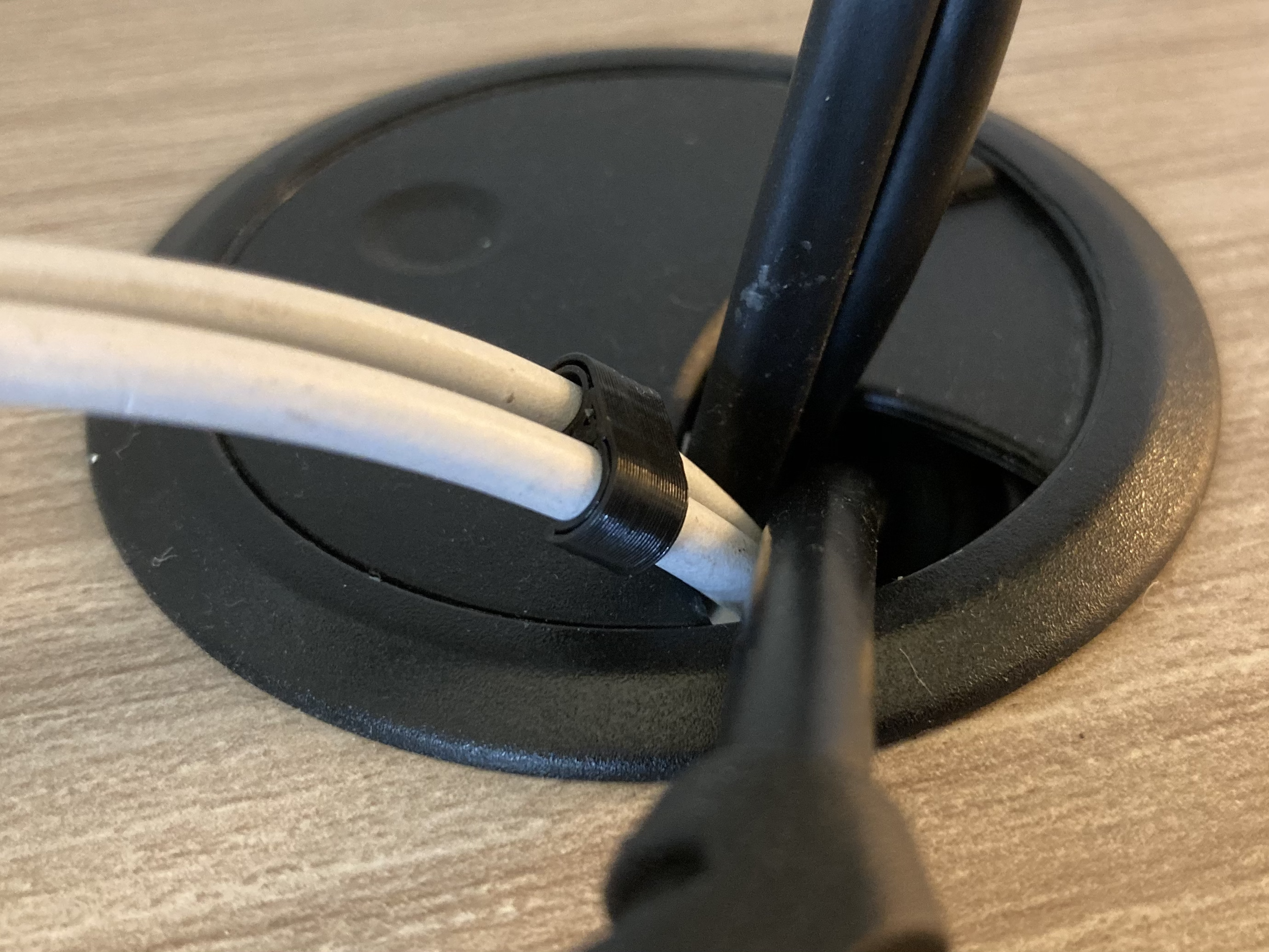 Dual Cable Clip - photo 2