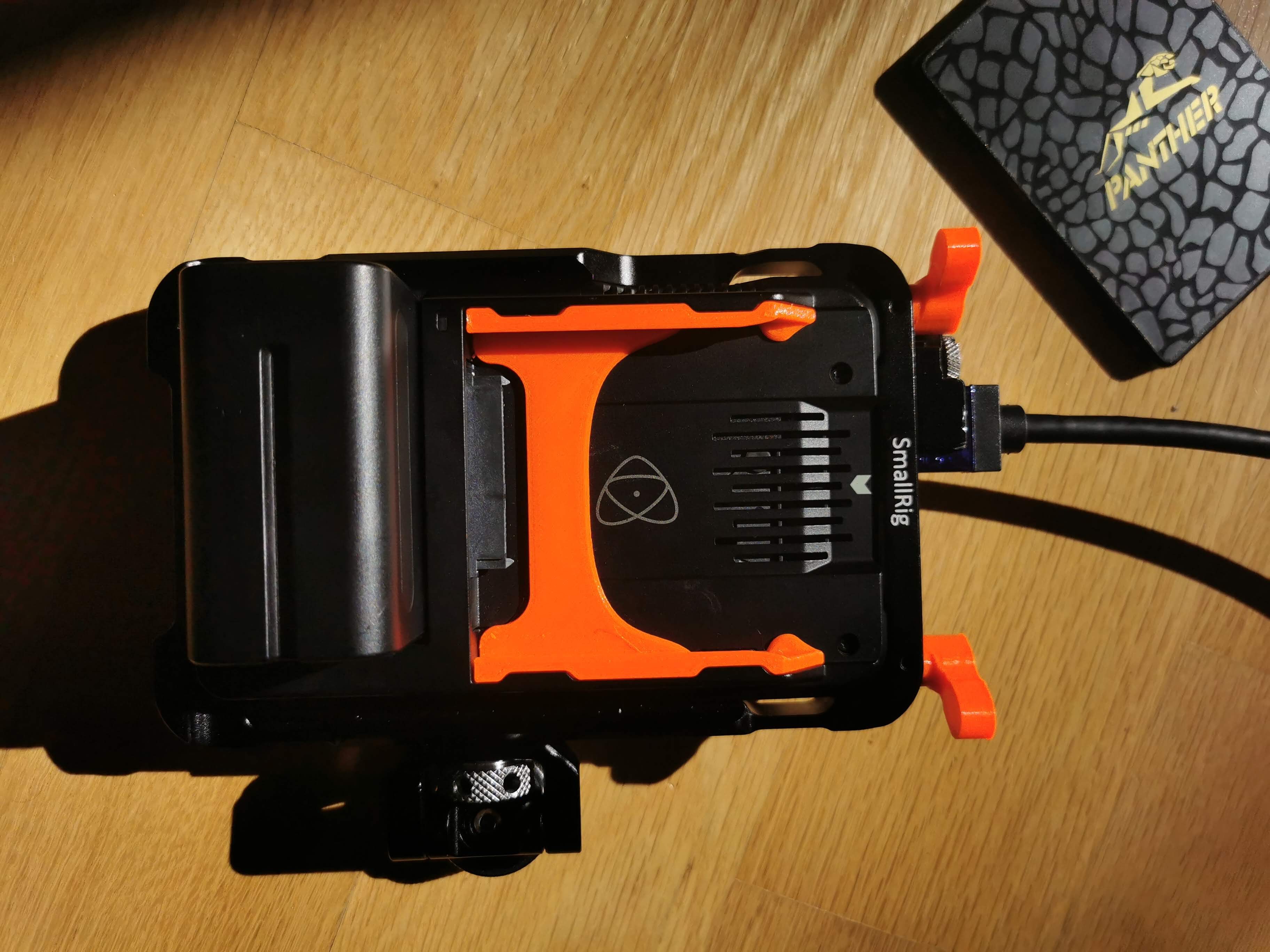 Tool less SSD adapter caddy for Atomos Ninja V (w extra clips for smallrig 2209) - photo 3