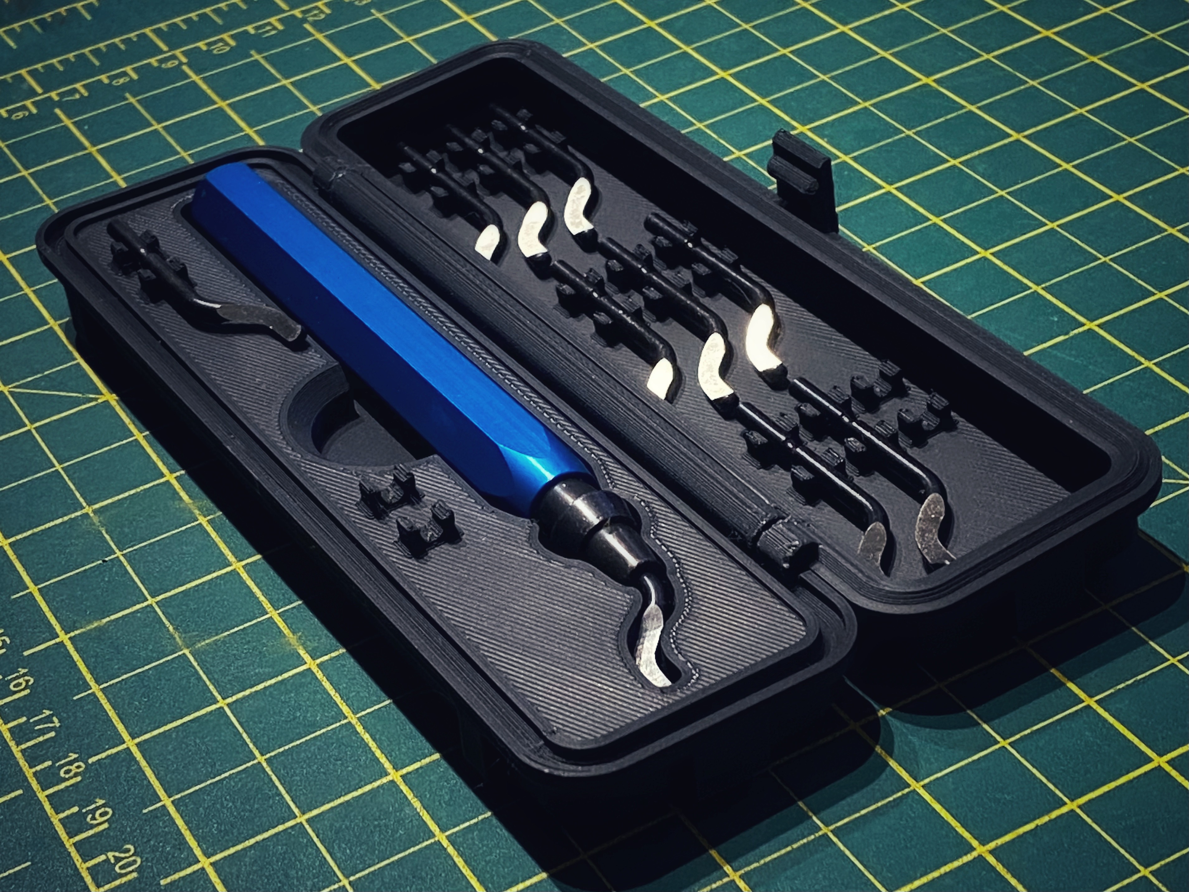 Deburring Tool Case REMIX