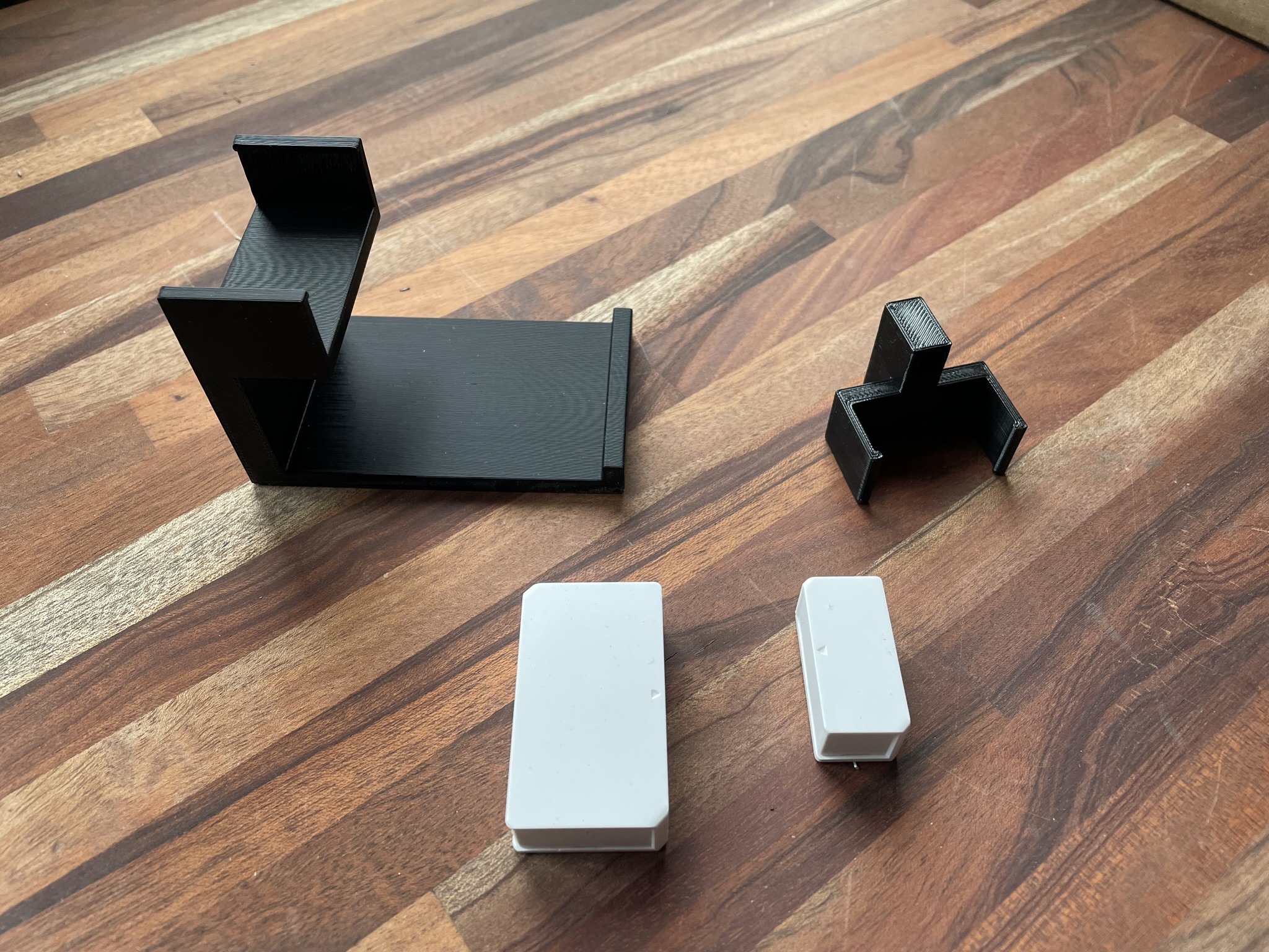 Lindab garage door sensor bracket